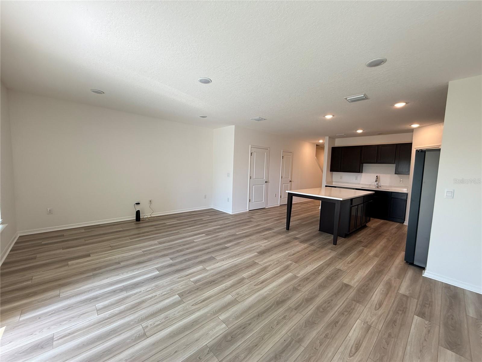 MIRADA PCL 7 - Residential Lease