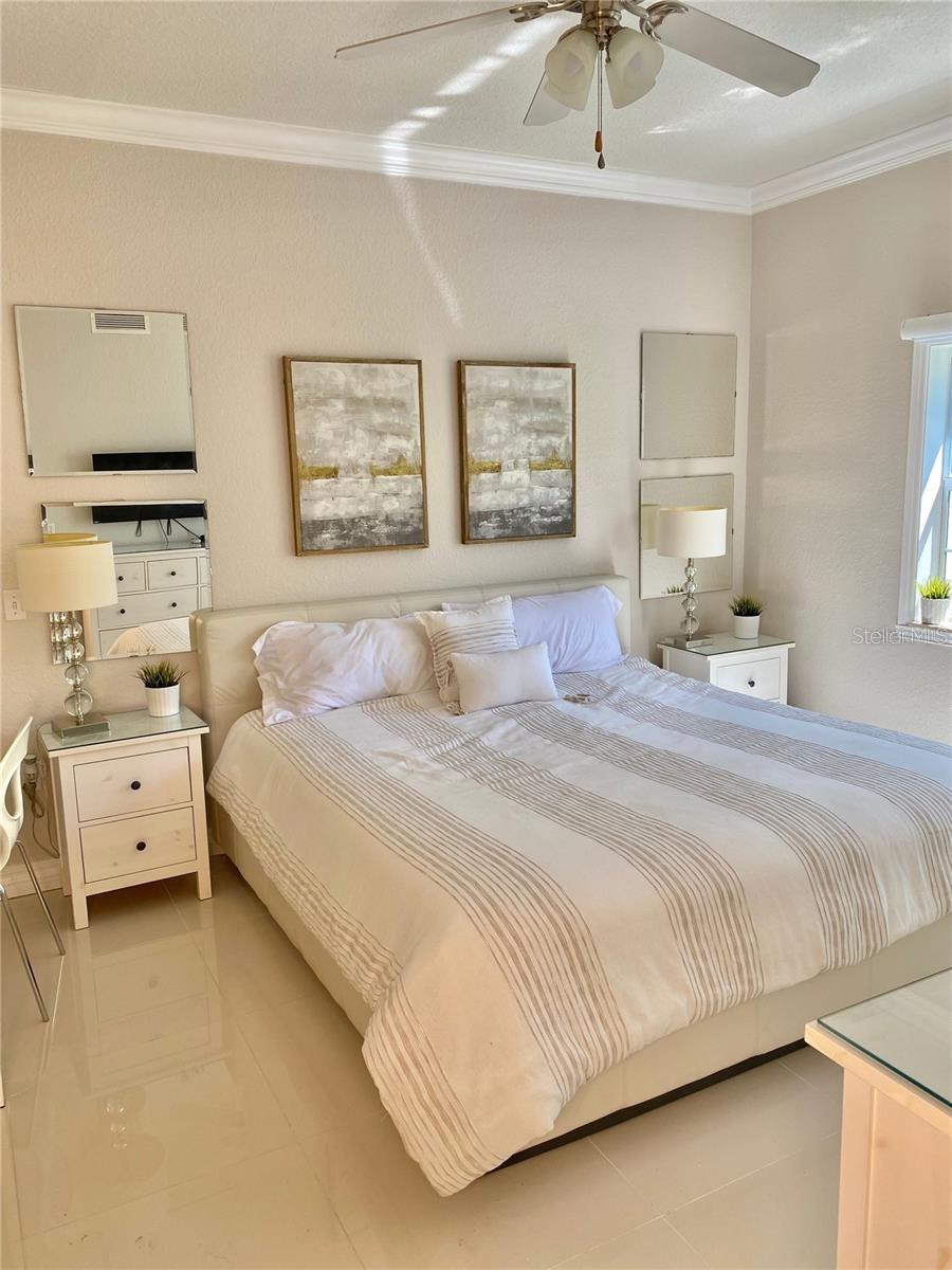 VILLAS AT REUNION SQUARE P3 CONDO - Residential