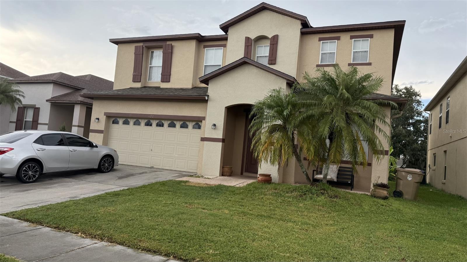 LOCATION! Check out this beautiful home located in a golf course area. The first floor features an open and spacious layout, featuring two large living rooms, a dining room with a modern, naturally lit kitchen, an office, a guest bathroom, two garages, and a patio. The second floor will house all bedrooms and two full bathrooms, plus a spacious living room for entertaining and new carpeting throughout the upper floor. This home has a relatively new roof and air conditioning. If you're an investor, this house is for you; it's rented until January 2026. If it's your primary residence, the tenant is willing to move before the end of the lease. This is definitely a great opportunity; contact me and we'll schedule a showing. Seller motivated to negotiate!