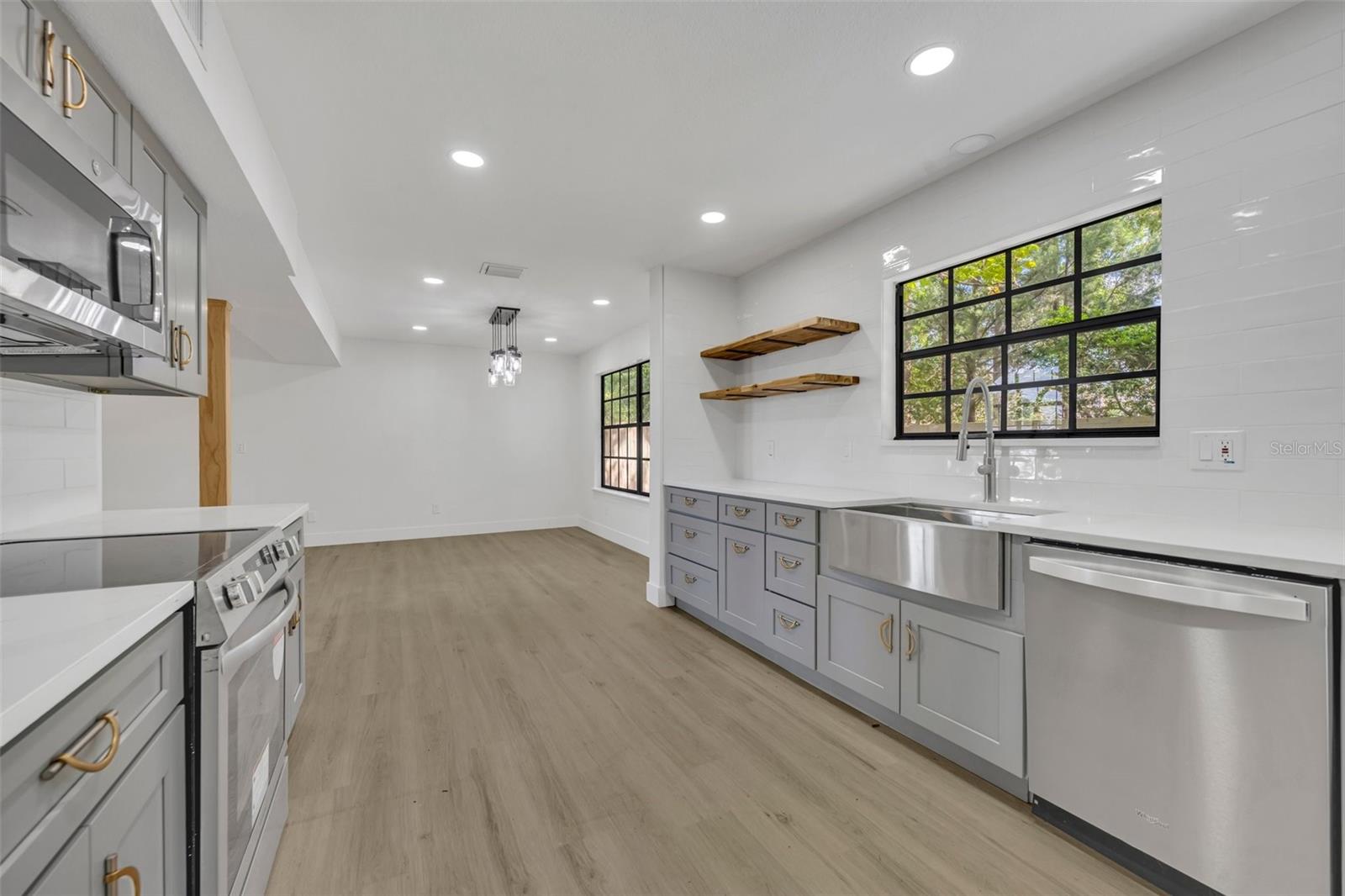 TRINITY BAY PH 2 - Residential Lease