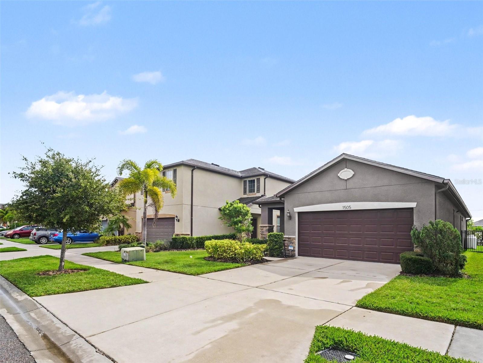 1505 CUSTER BAYOU ST