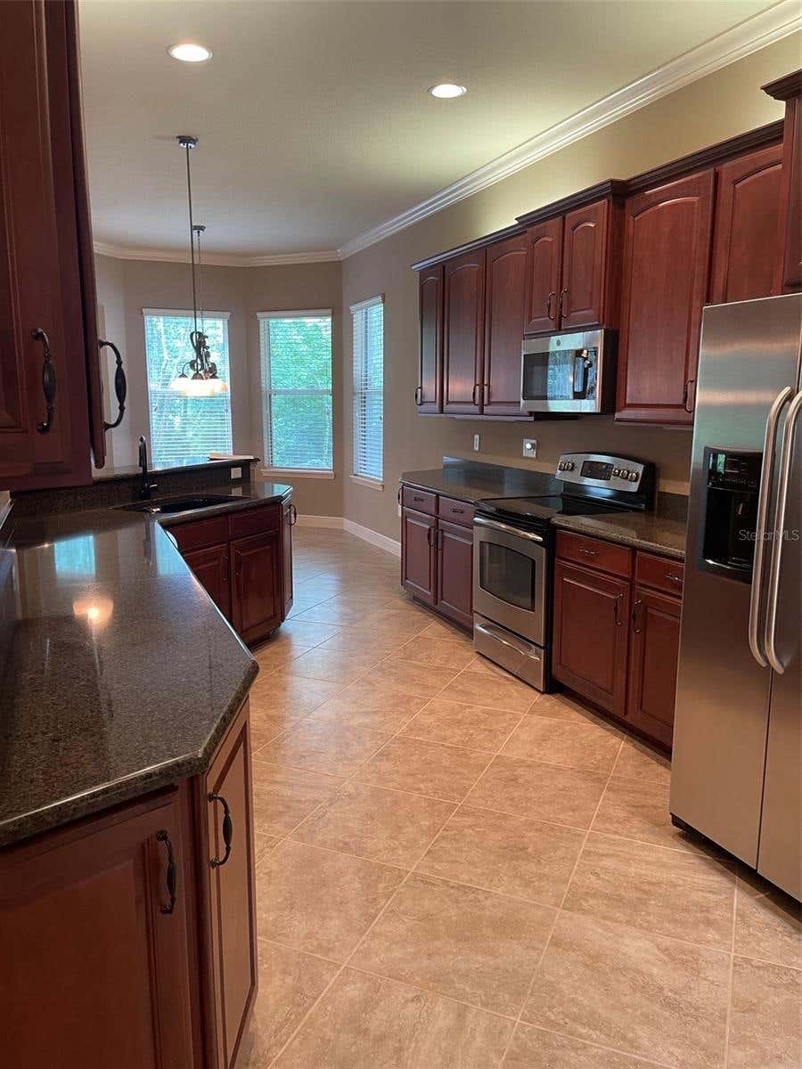 Photo of 1105 Stoney Creek Boulevard, Lakeland, FL 33811 (MLS # L4962621)