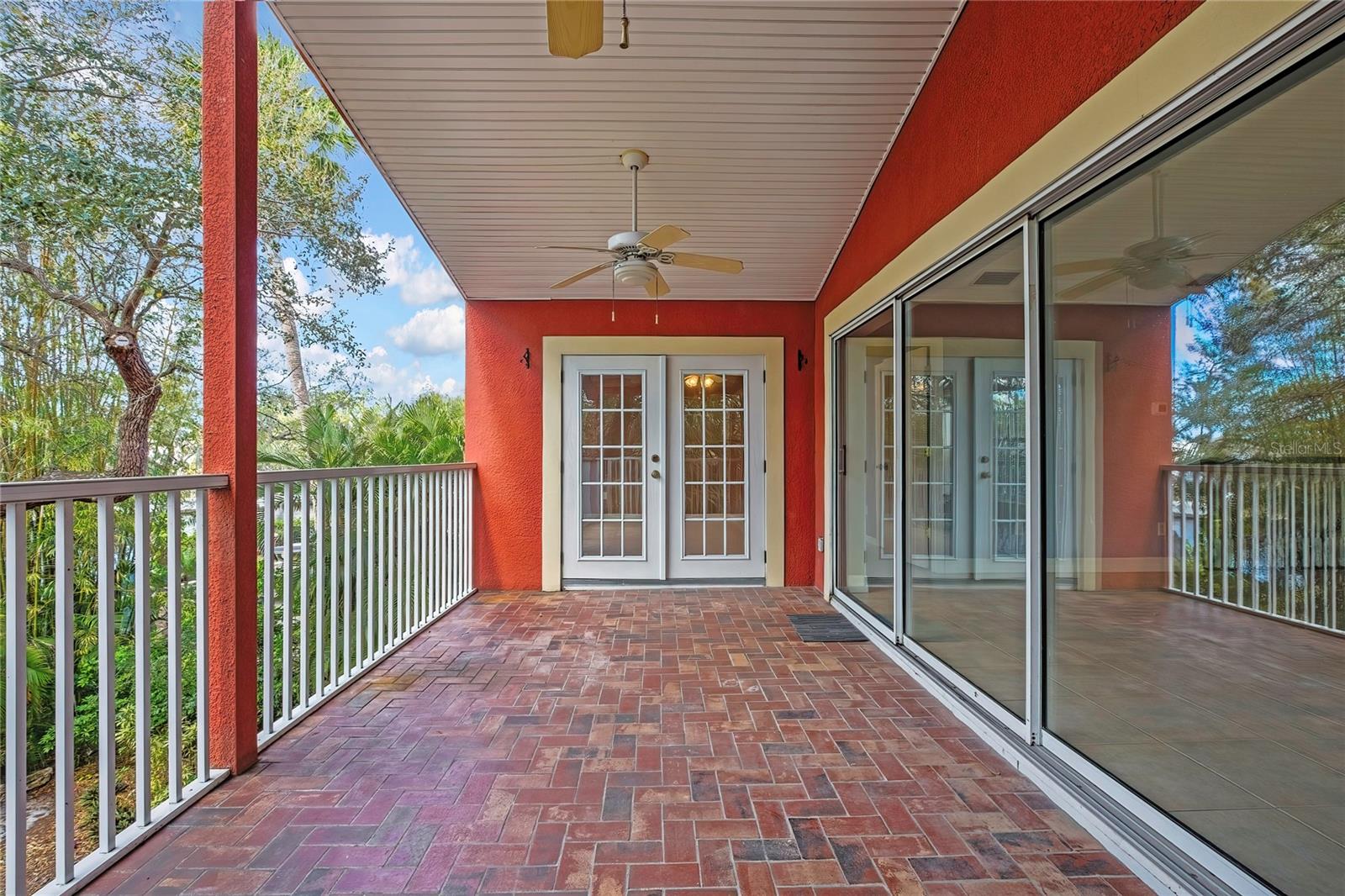 RIO VISTA PARK - Residential