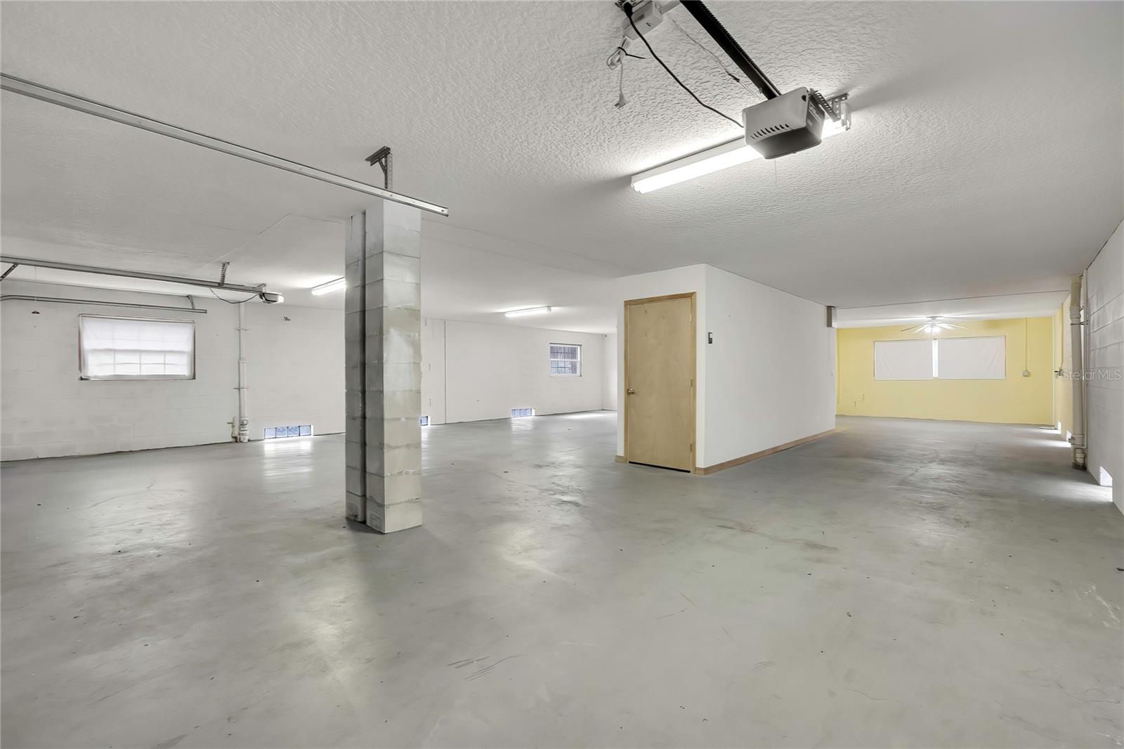 RIO VISTA PARK - Residential