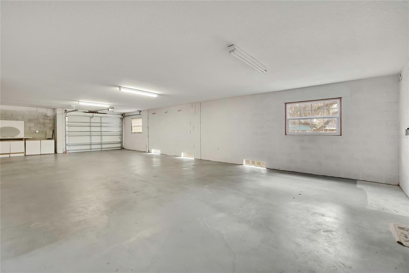 RIO VISTA PARK - Residential