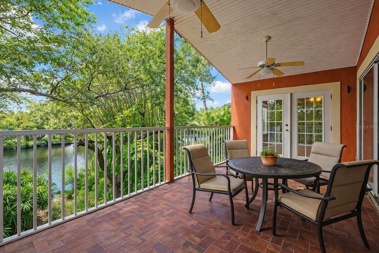 RIO VISTA PARK - Residential