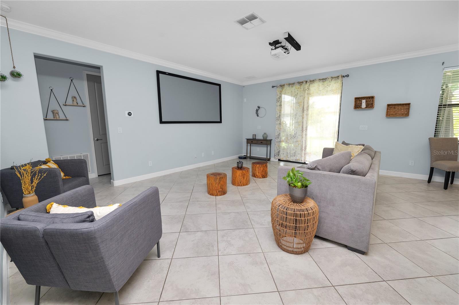 OAKS AT SHADY CREEK PH 1 - Residential Lease