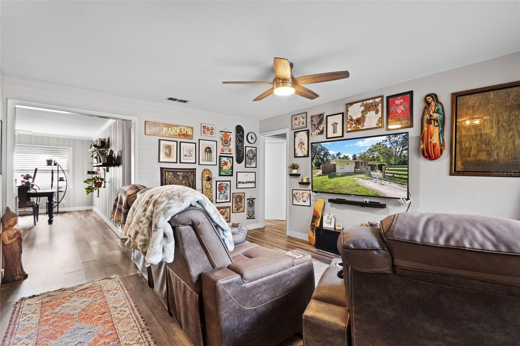 Photo of 418 NE 3rd Street, Trenton, FL 32693 (MLS # GC542756)