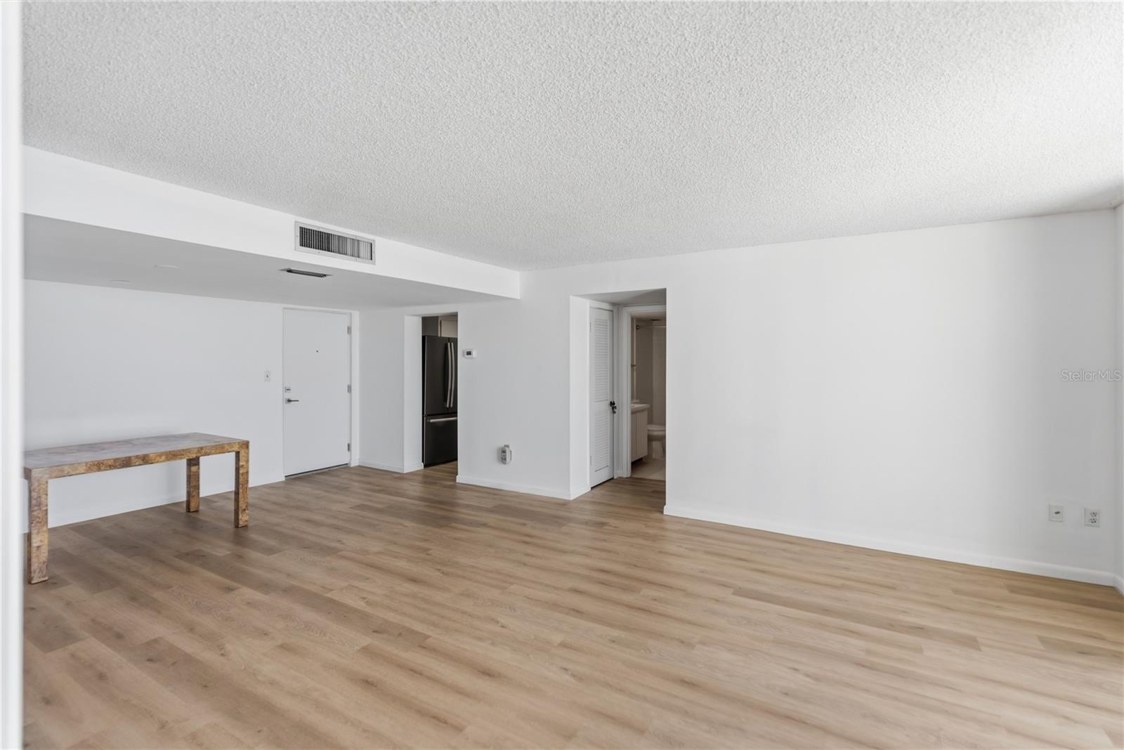 ARBOMAR APTS - Residential