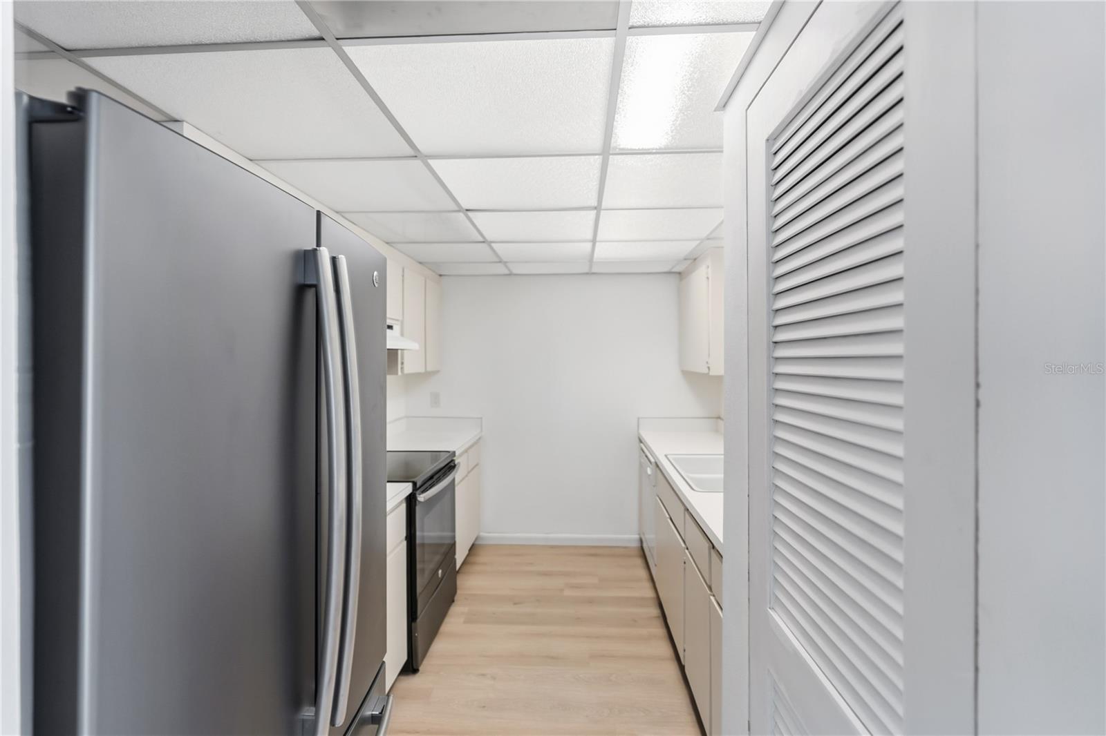 ARBOMAR APTS - Residential