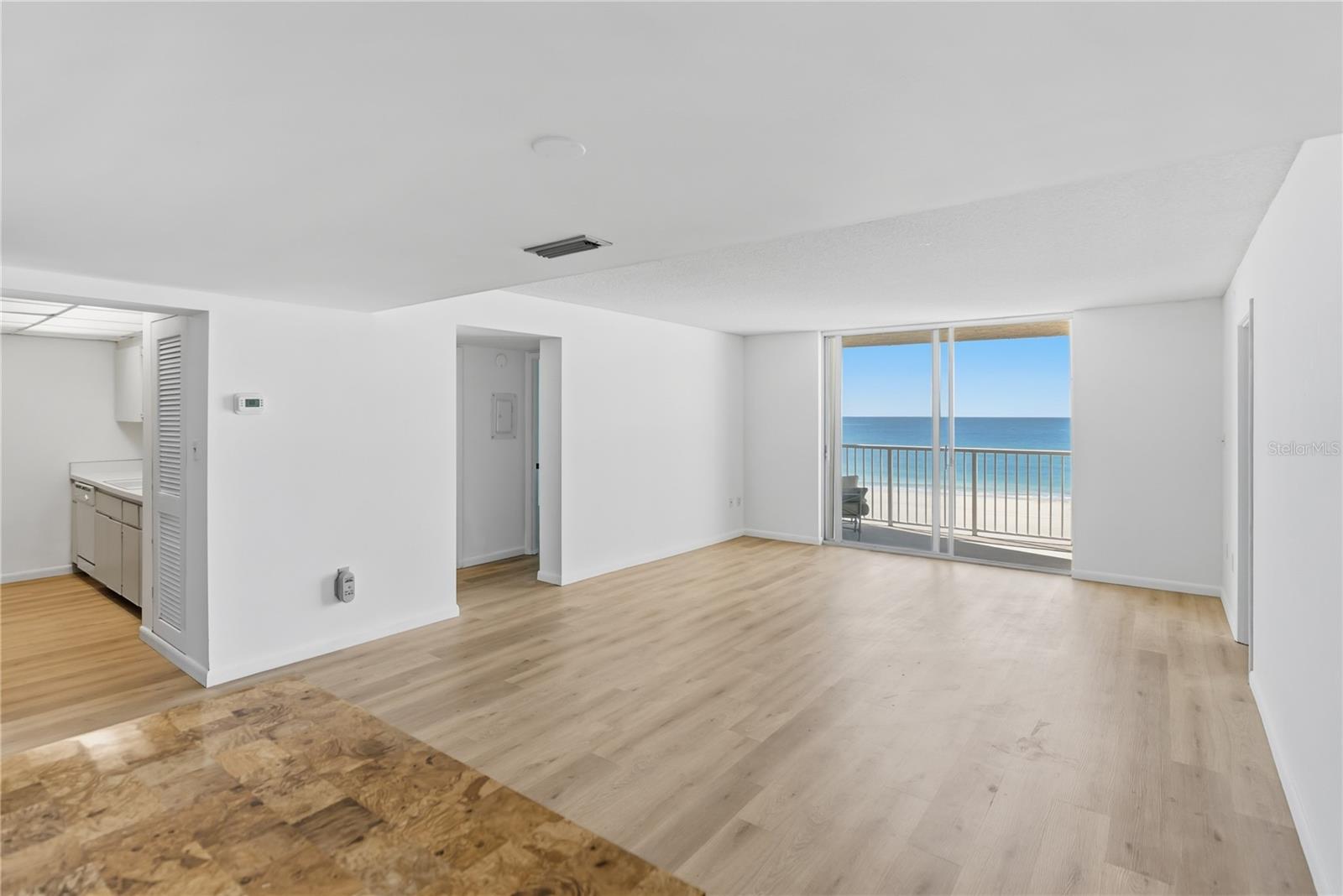 ARBOMAR APTS - Residential