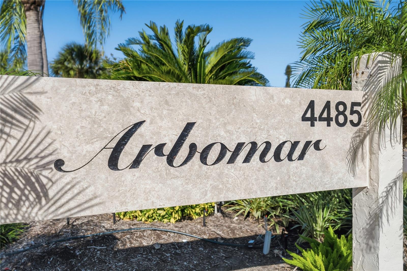 ARBOMAR APTS - Residential