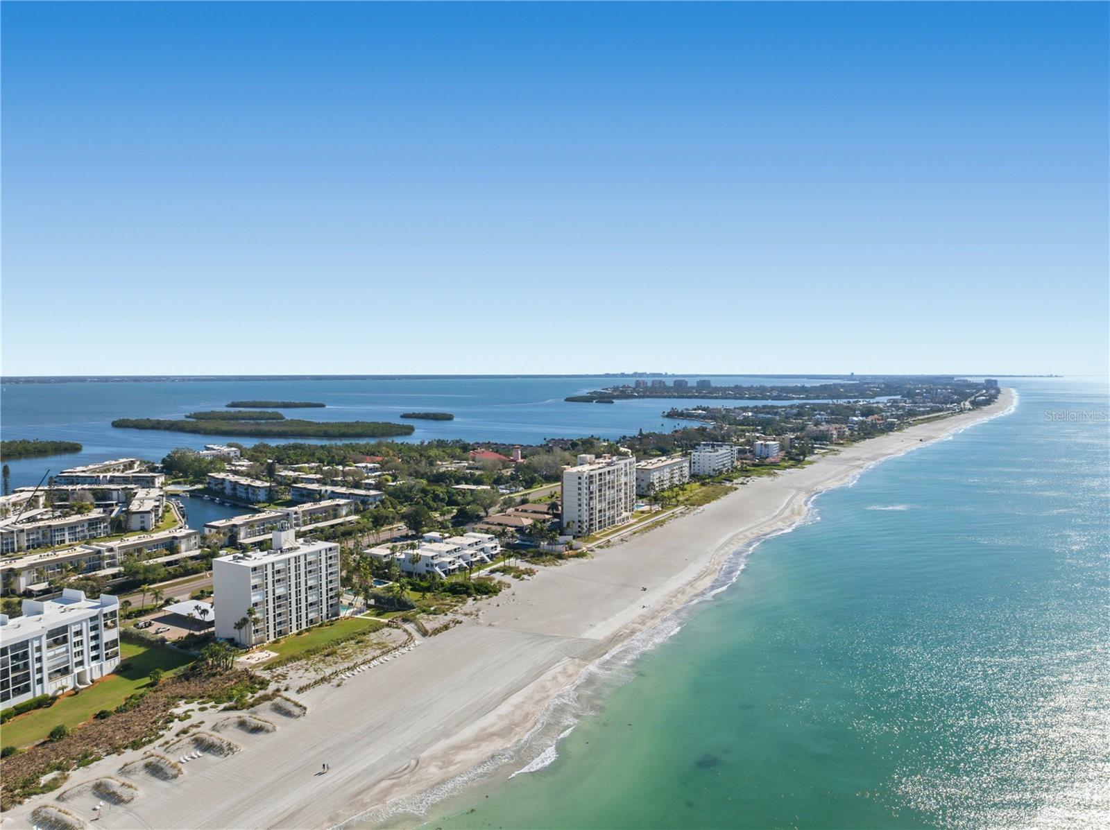 ARBOMAR APTS - Residential