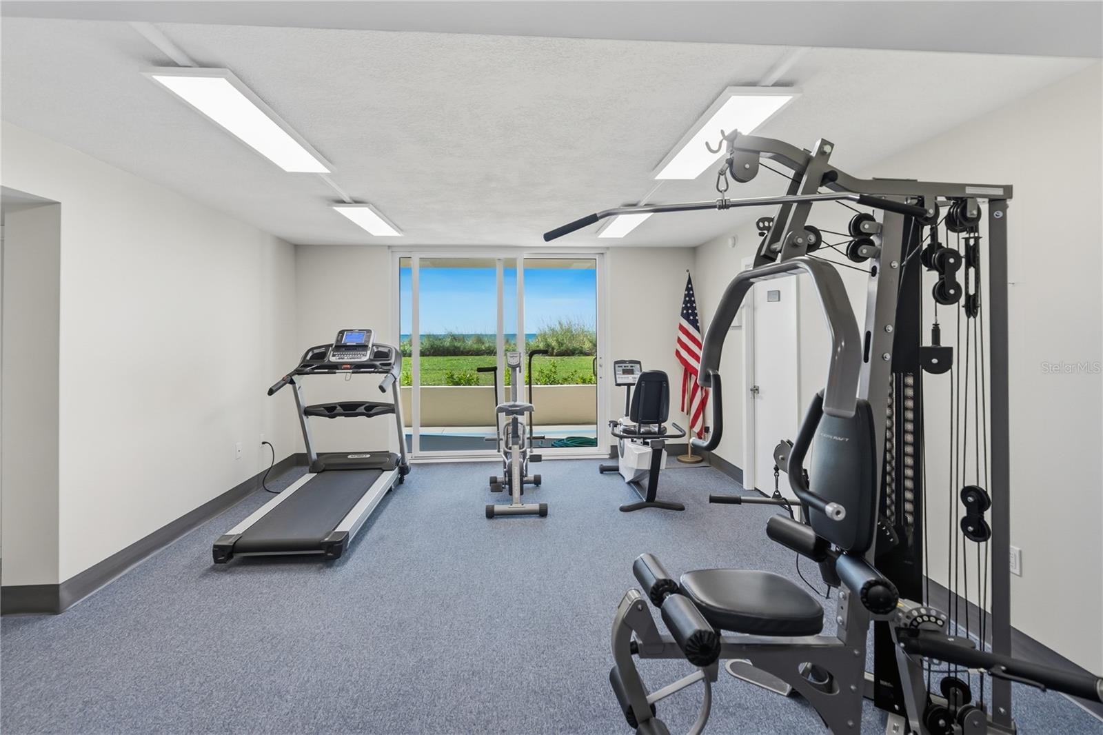 ARBOMAR APTS - Residential