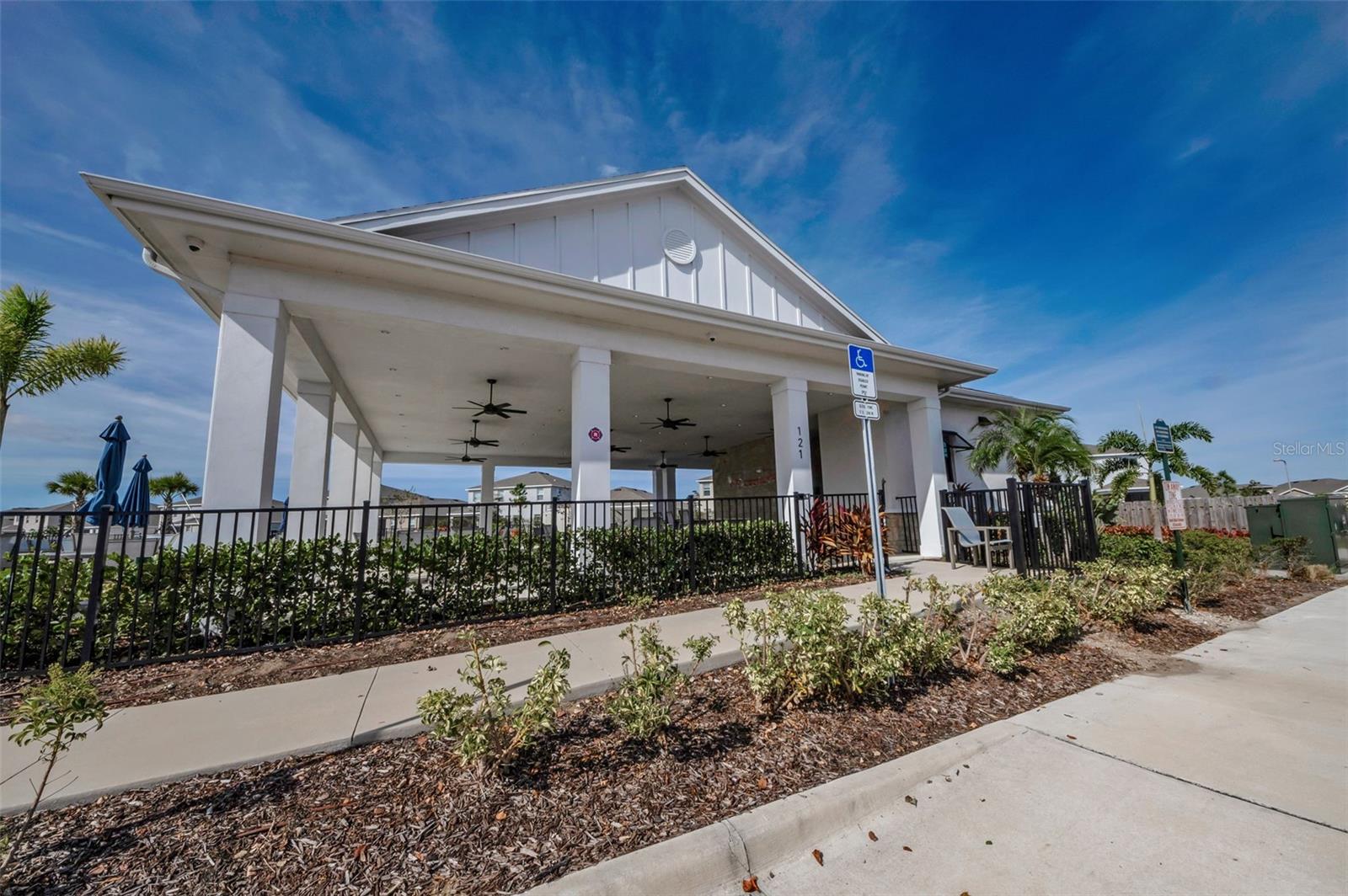 MANGROVE MANOR PH 1 - Residential