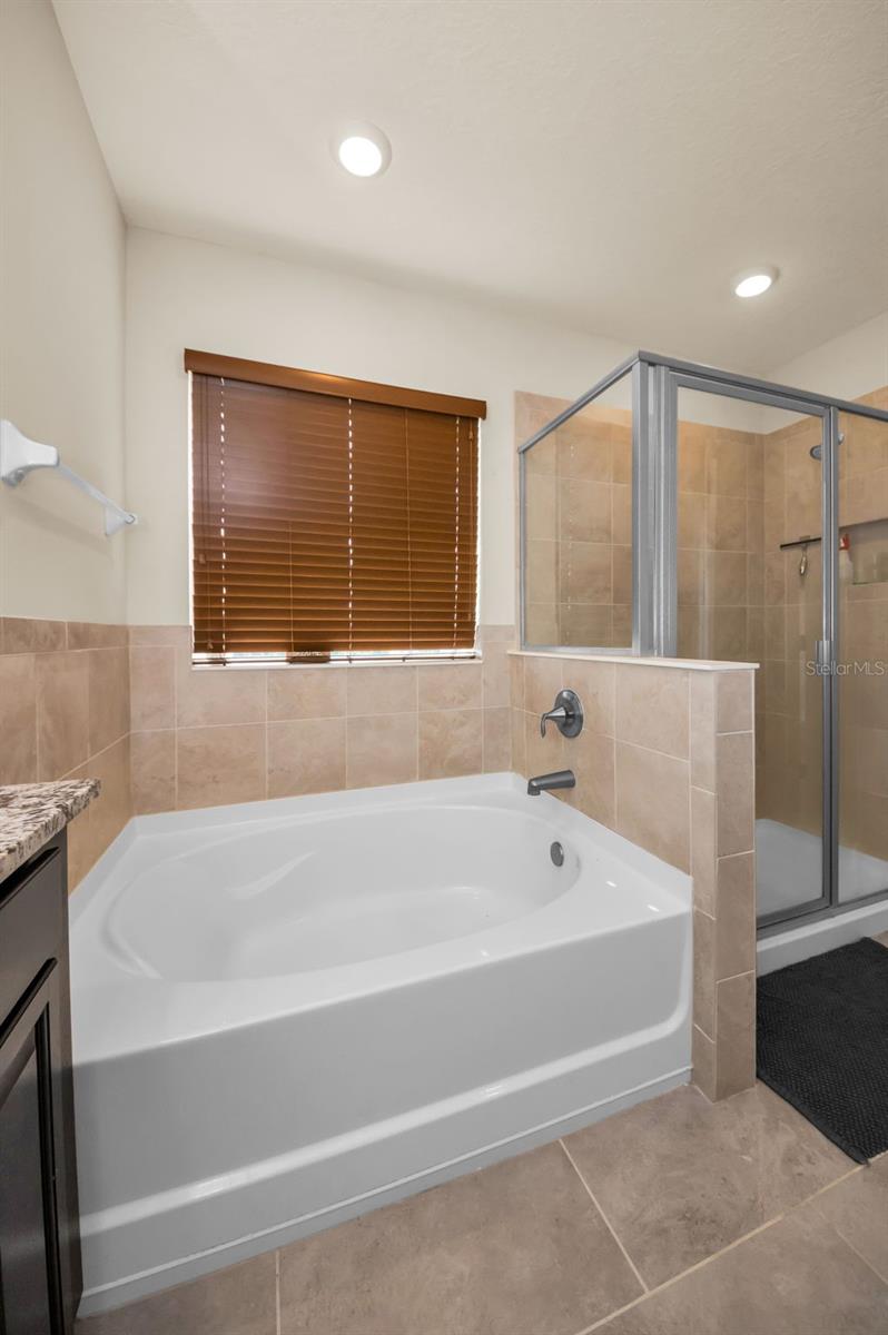 MANGROVE MANOR PH 1 - Residential