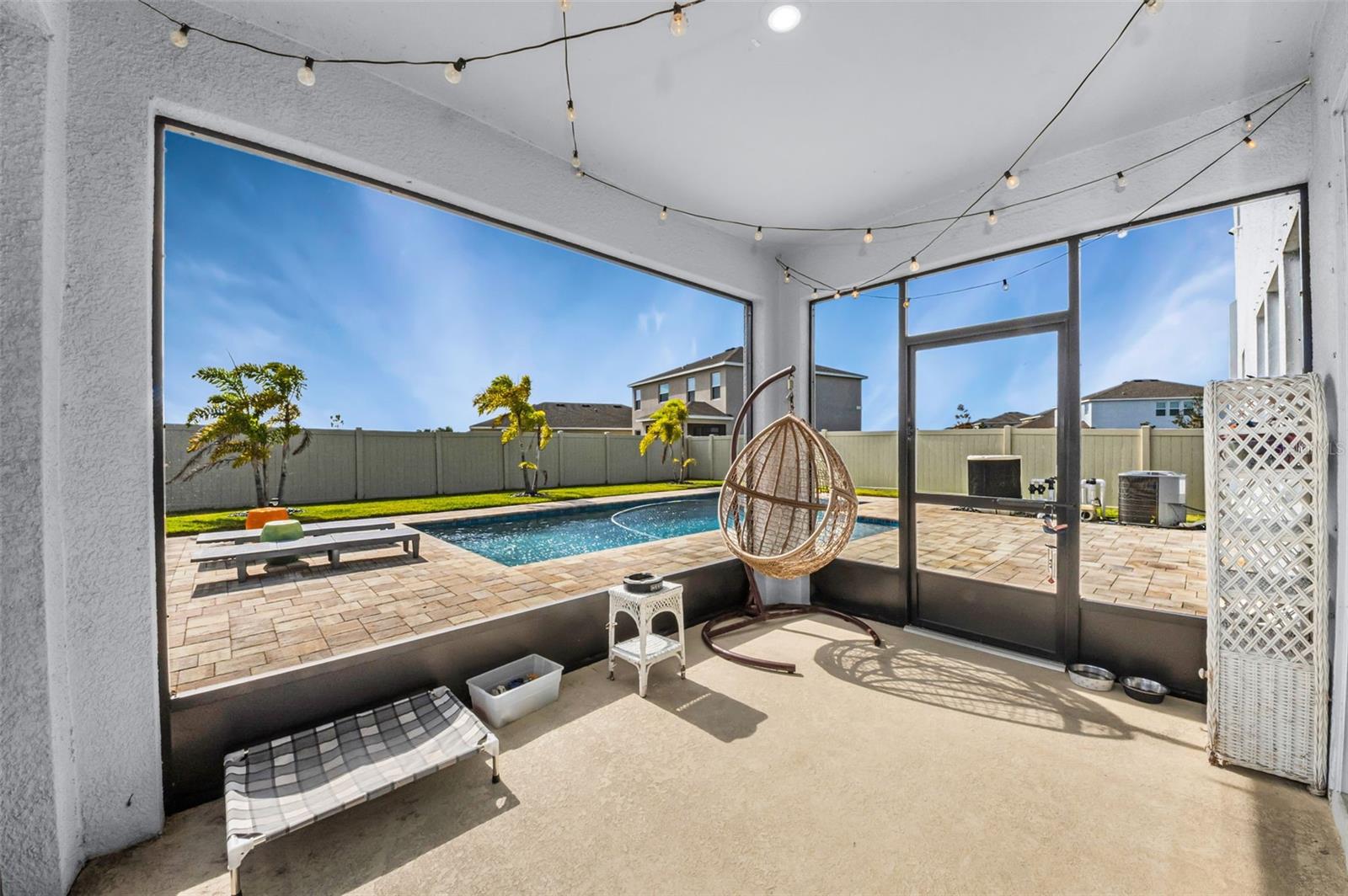 MANGROVE MANOR PH 1 - Residential