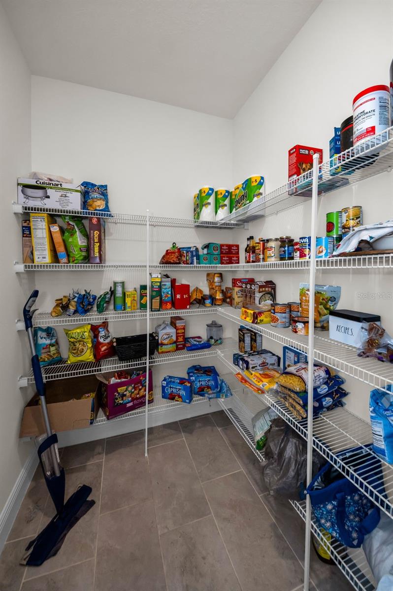 MANGROVE MANOR PH 1 - Residential