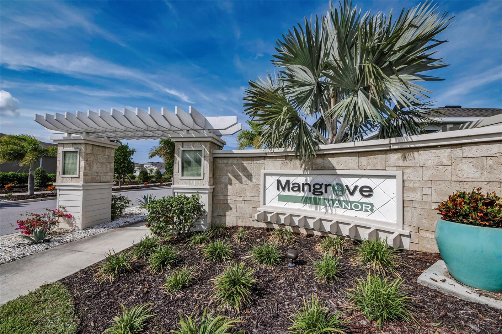 MANGROVE MANOR PH 1 - Residential