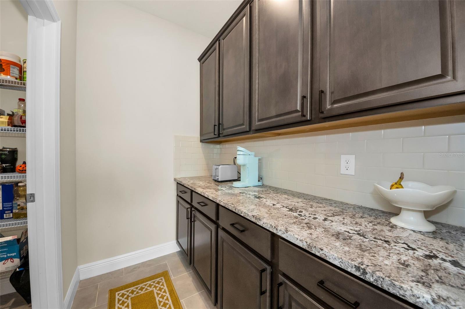 MANGROVE MANOR PH 1 - Residential