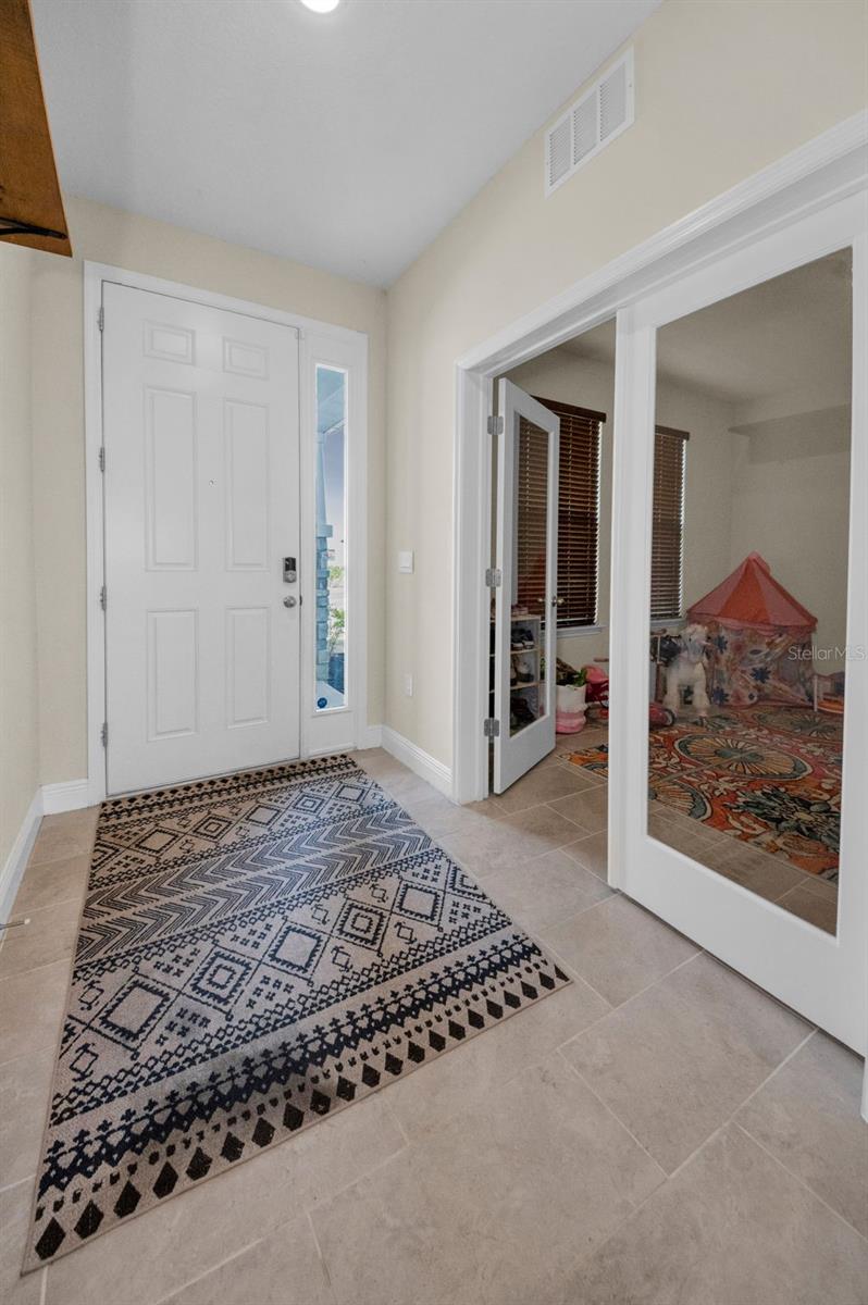 MANGROVE MANOR PH 1 - Residential