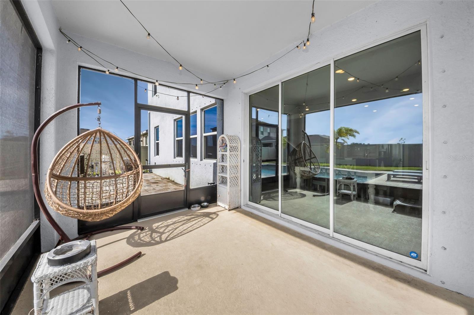 MANGROVE MANOR PH 1 - Residential