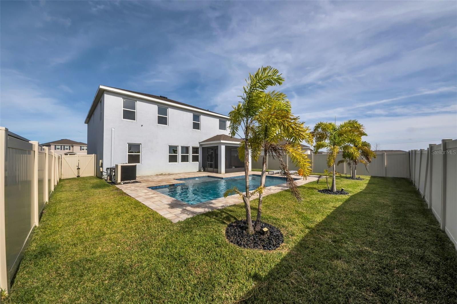 MANGROVE MANOR PH 1 - Residential