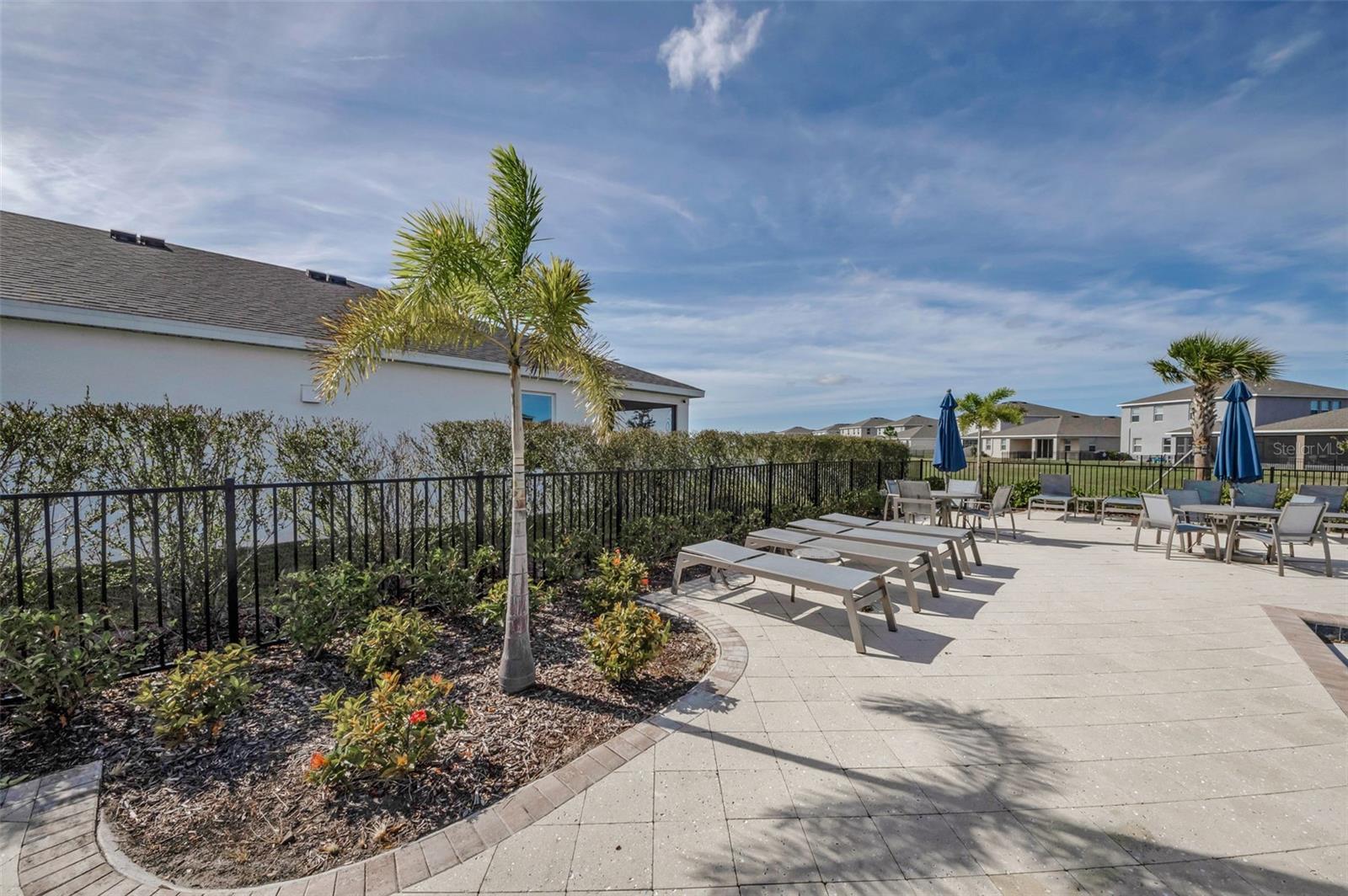 MANGROVE MANOR PH 1 - Residential