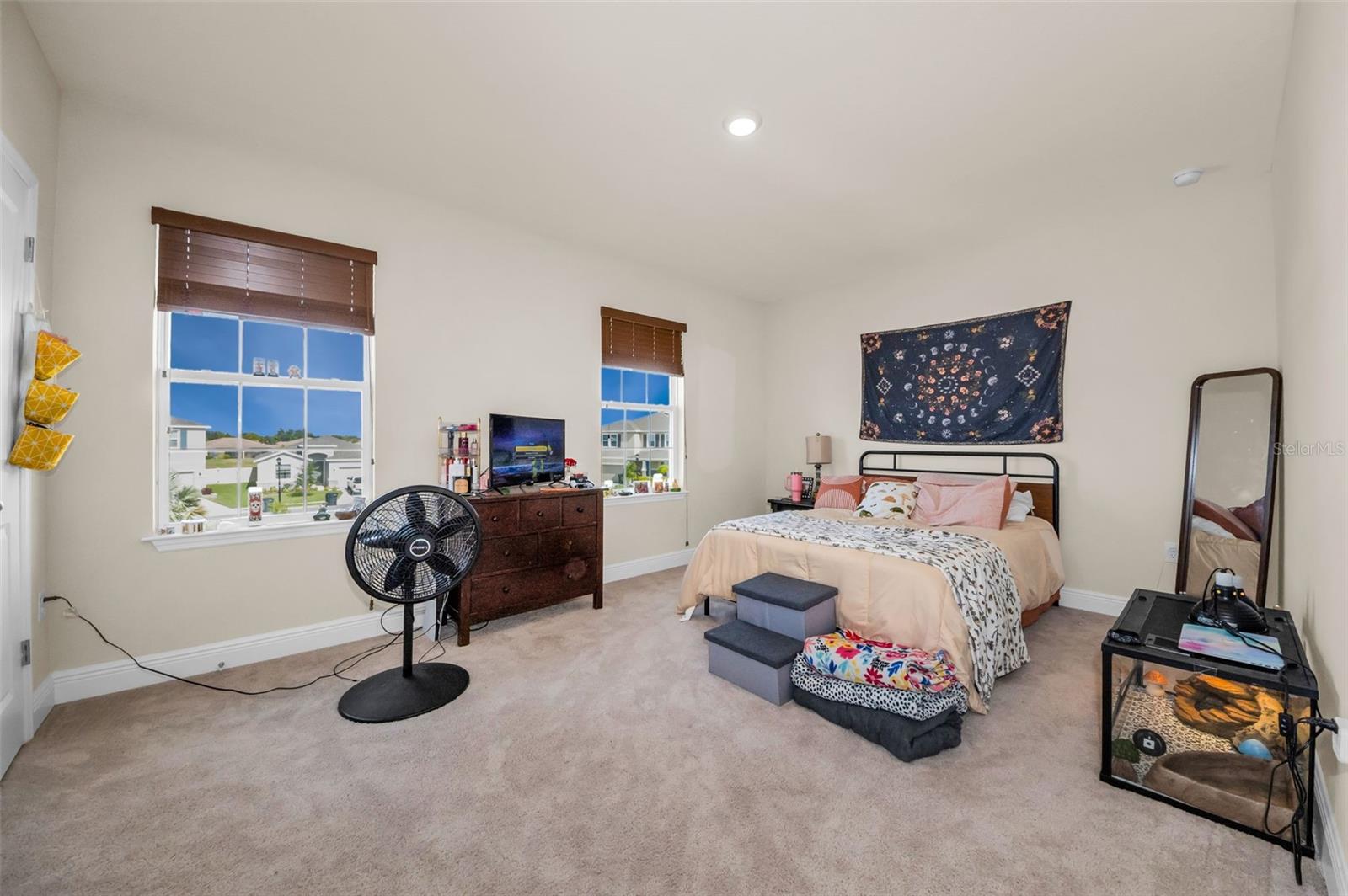 MANGROVE MANOR PH 1 - Residential