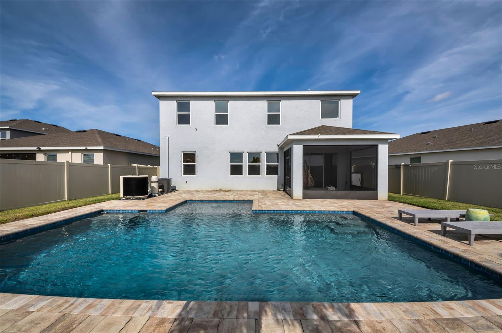 MANGROVE MANOR PH 1 - Residential