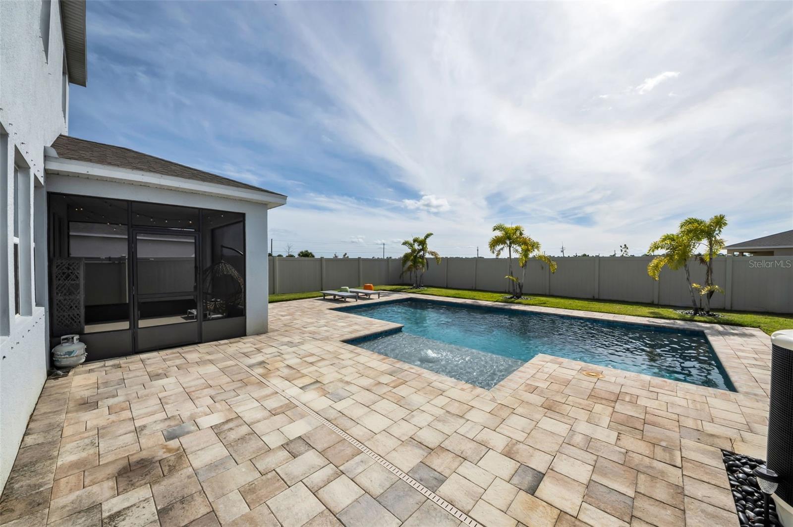 MANGROVE MANOR PH 1 - Residential