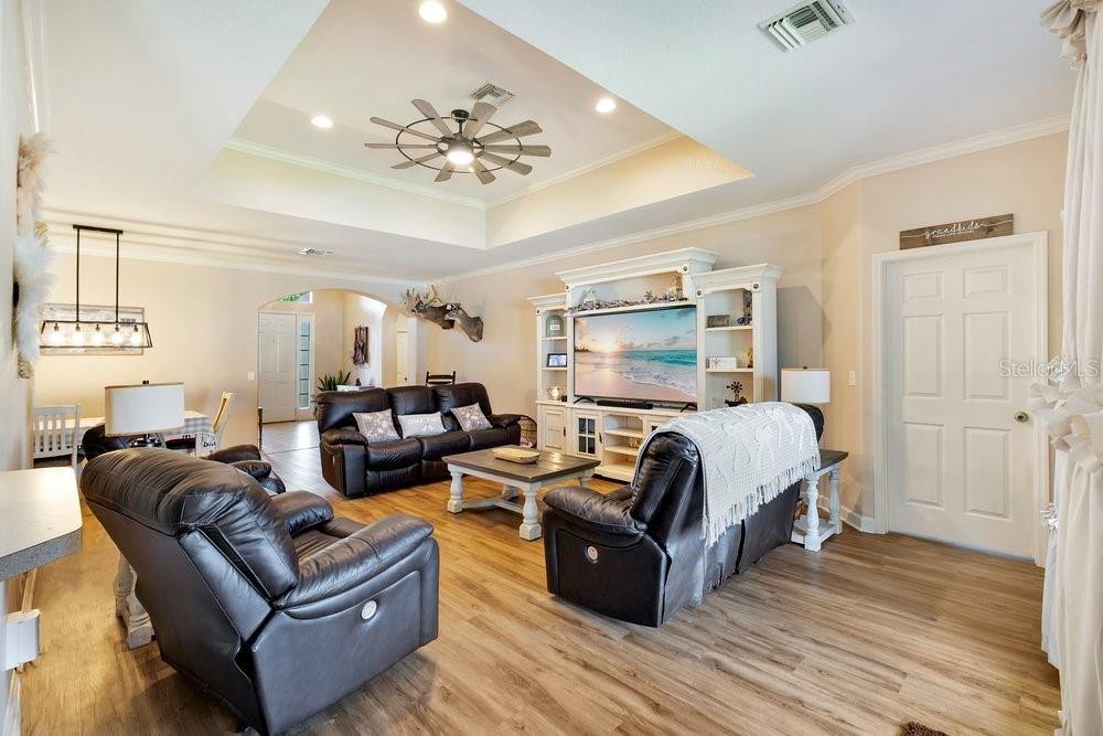 3322 OAK HILL PLACE