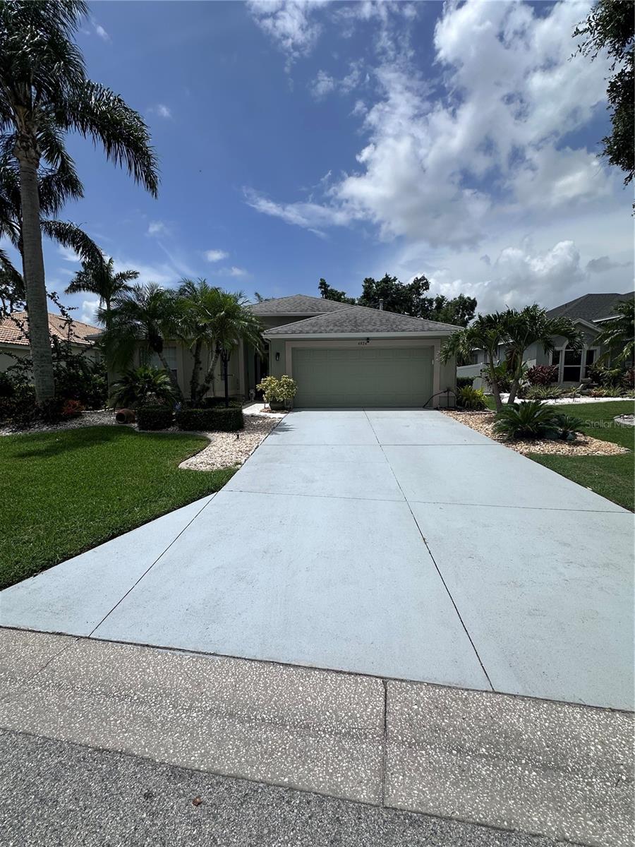 CARLYLE AT VILLAGES OF PALM-AIRE - Residential