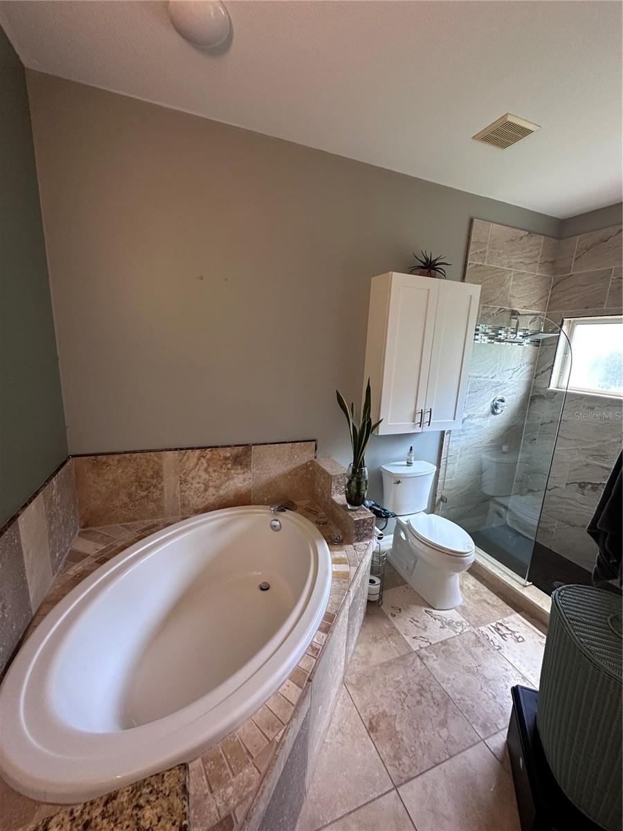 CARLYLE AT VILLAGES OF PALM-AIRE - Residential