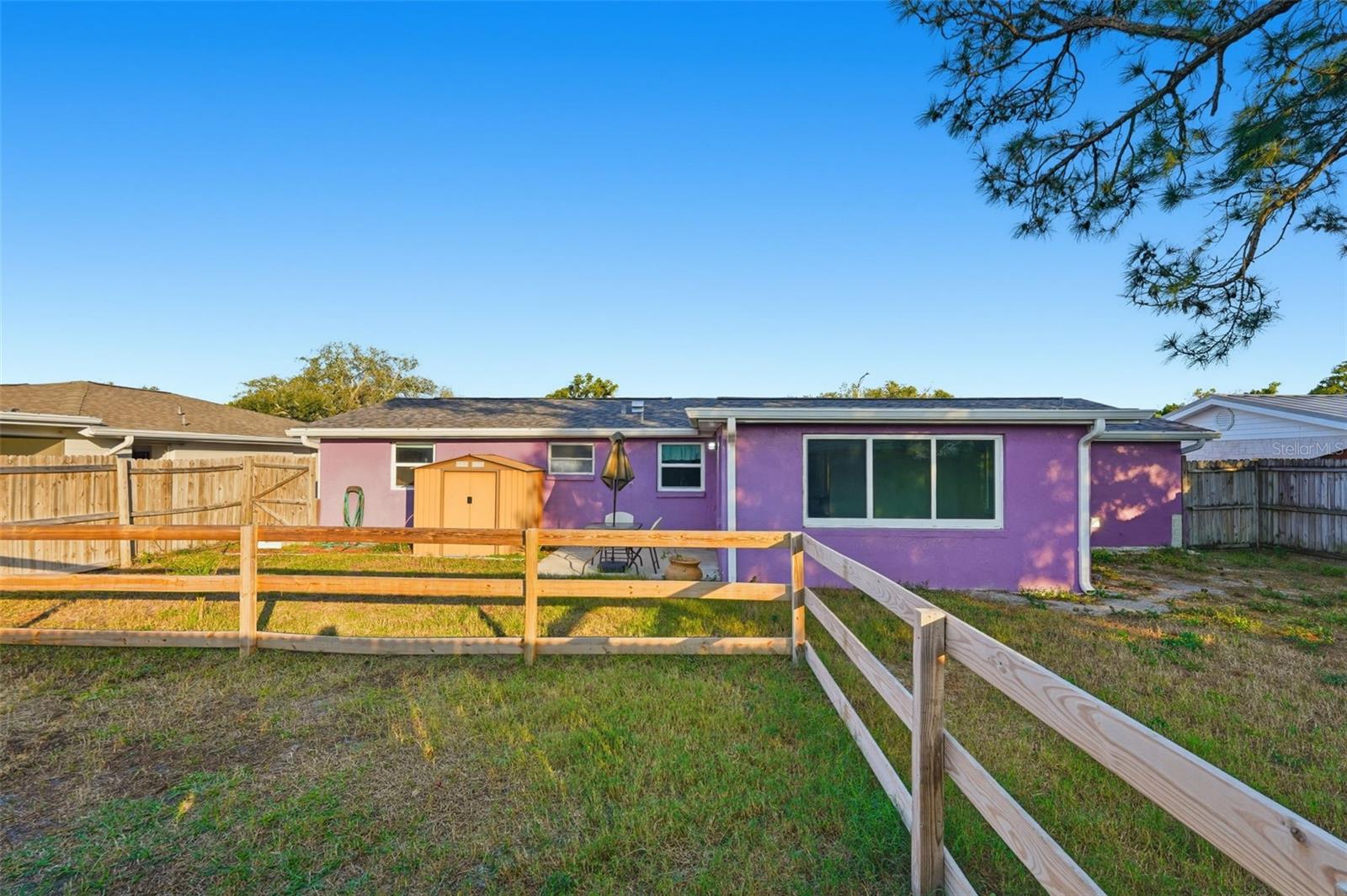 REGENCY PARK - Residential