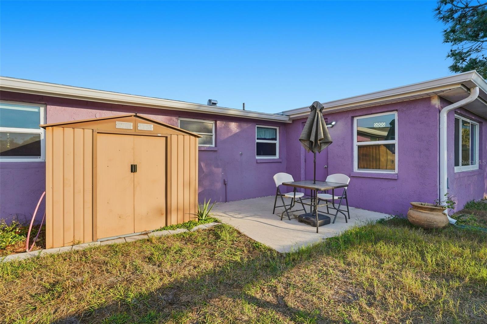 REGENCY PARK - Residential