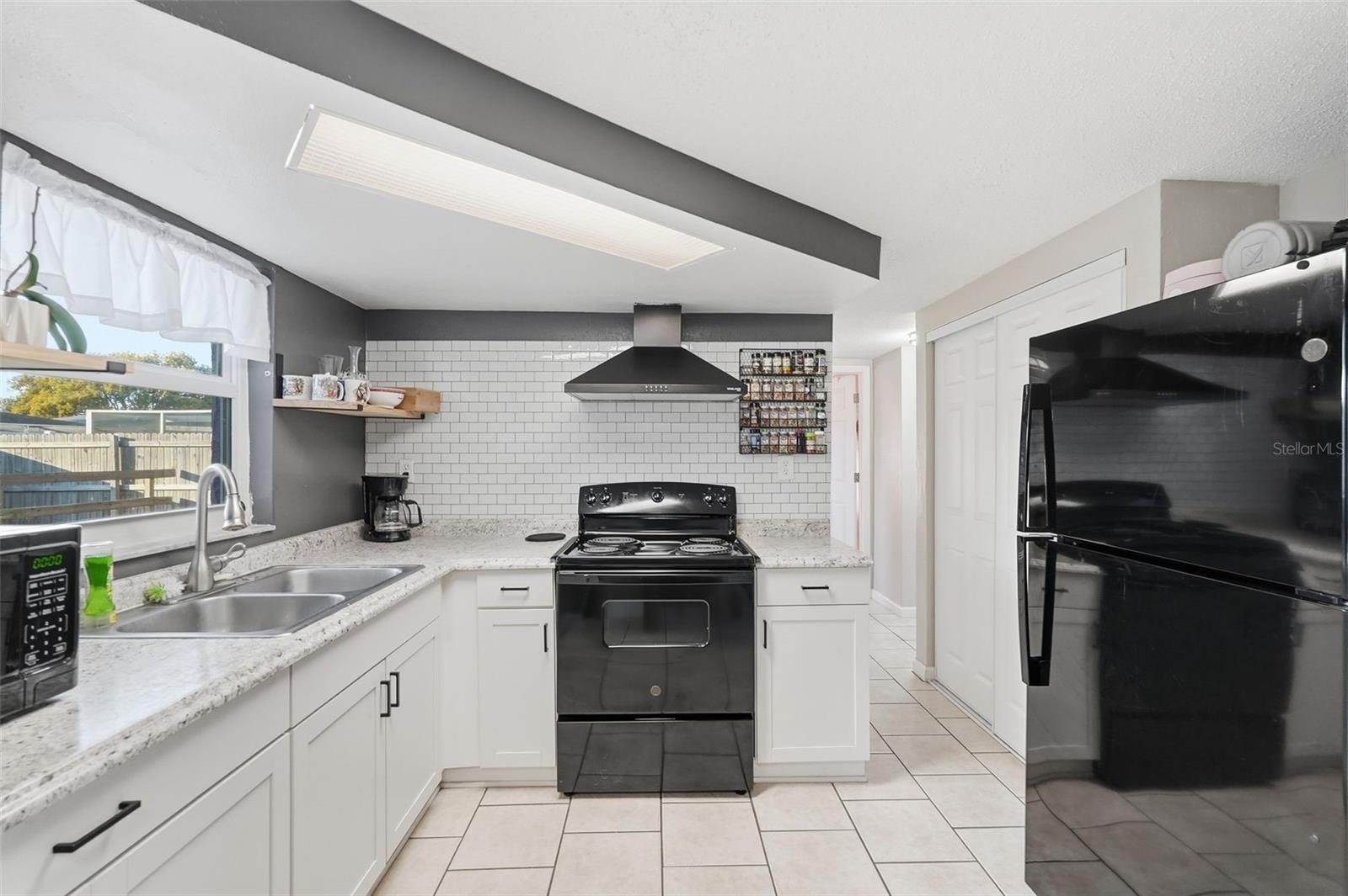 REGENCY PARK - Residential