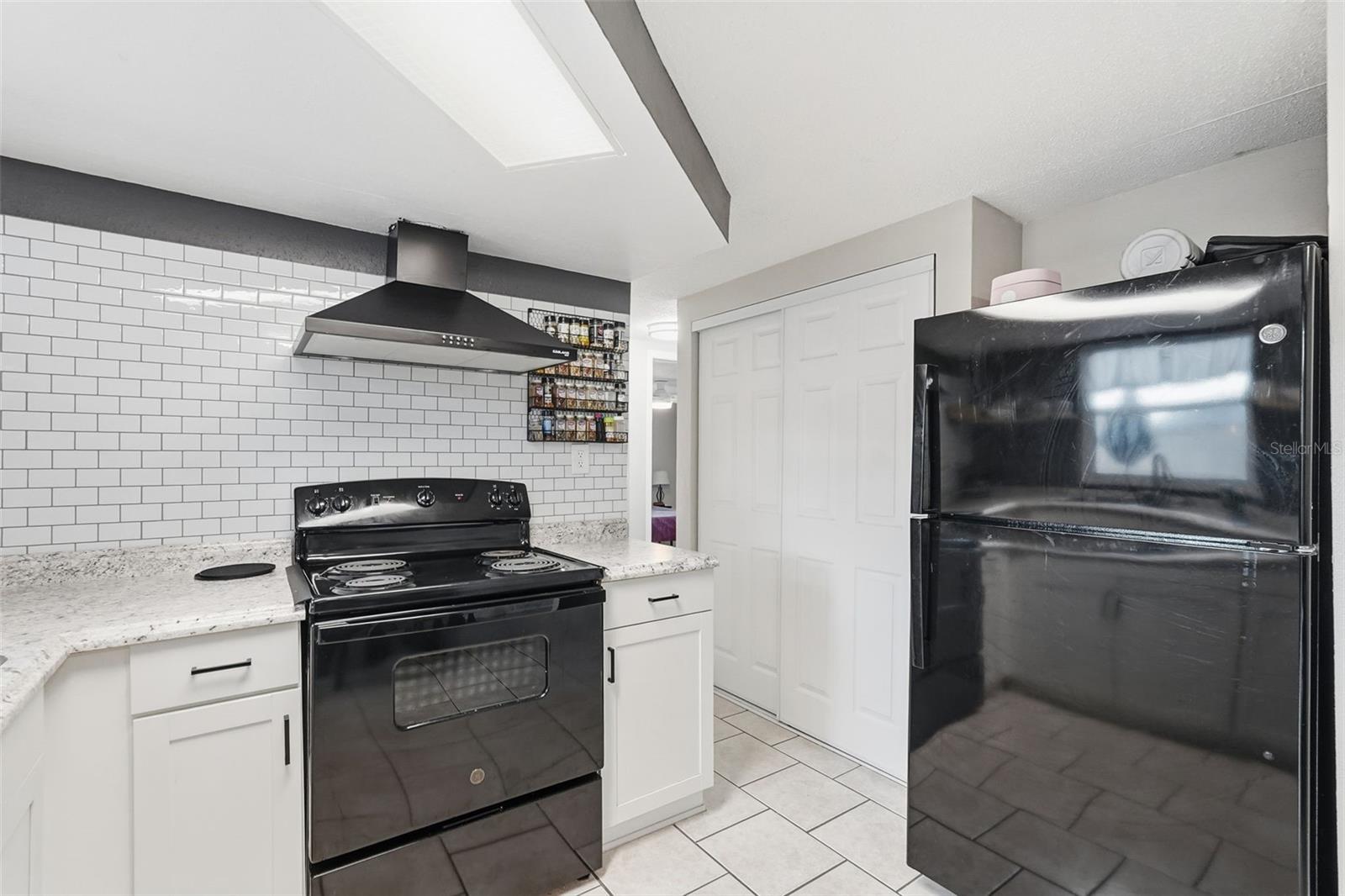 REGENCY PARK - Residential