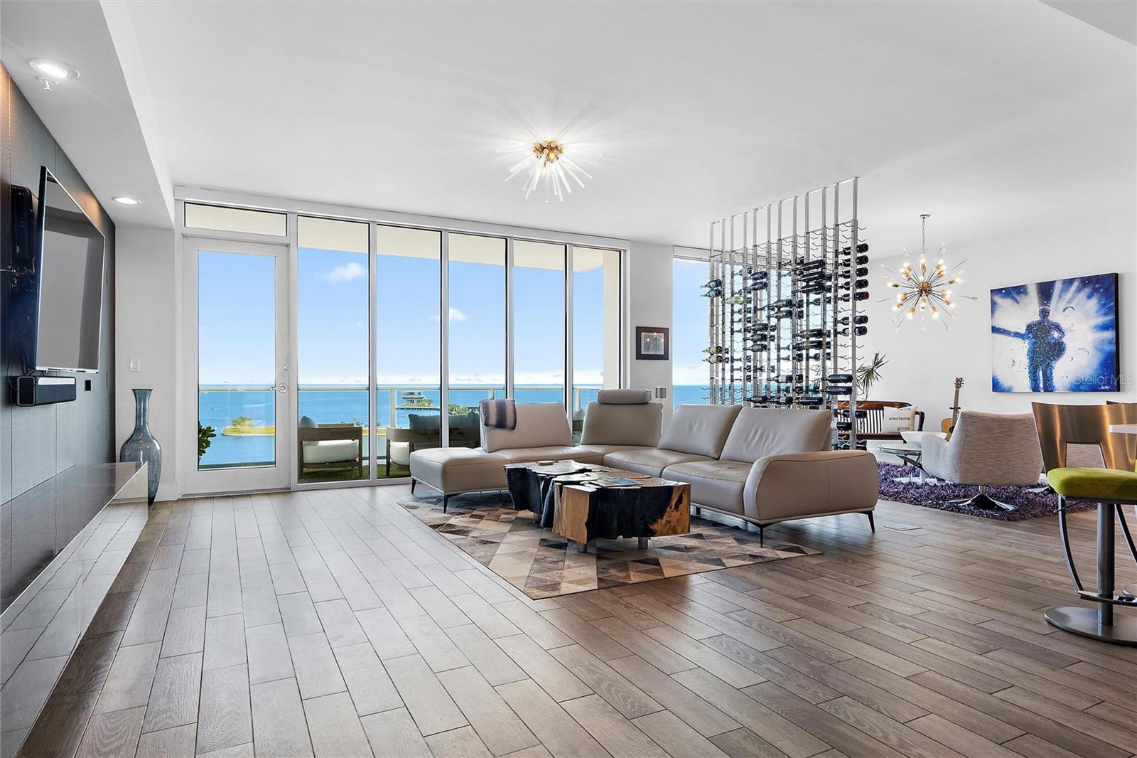 BLISS CONDO - Residential