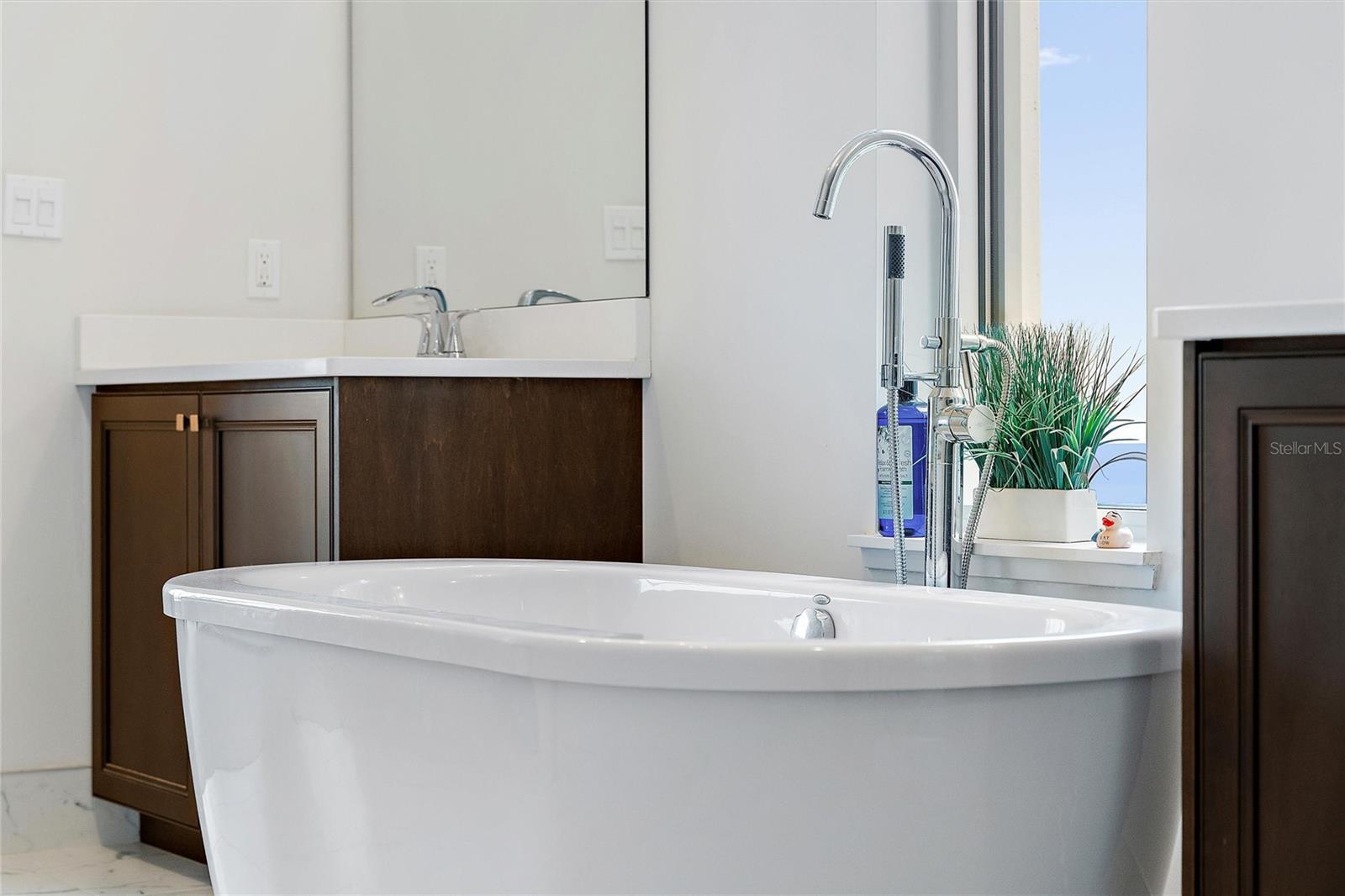 BLISS CONDO - Residential
