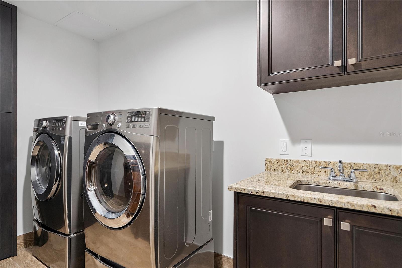 BLISS CONDO - Residential