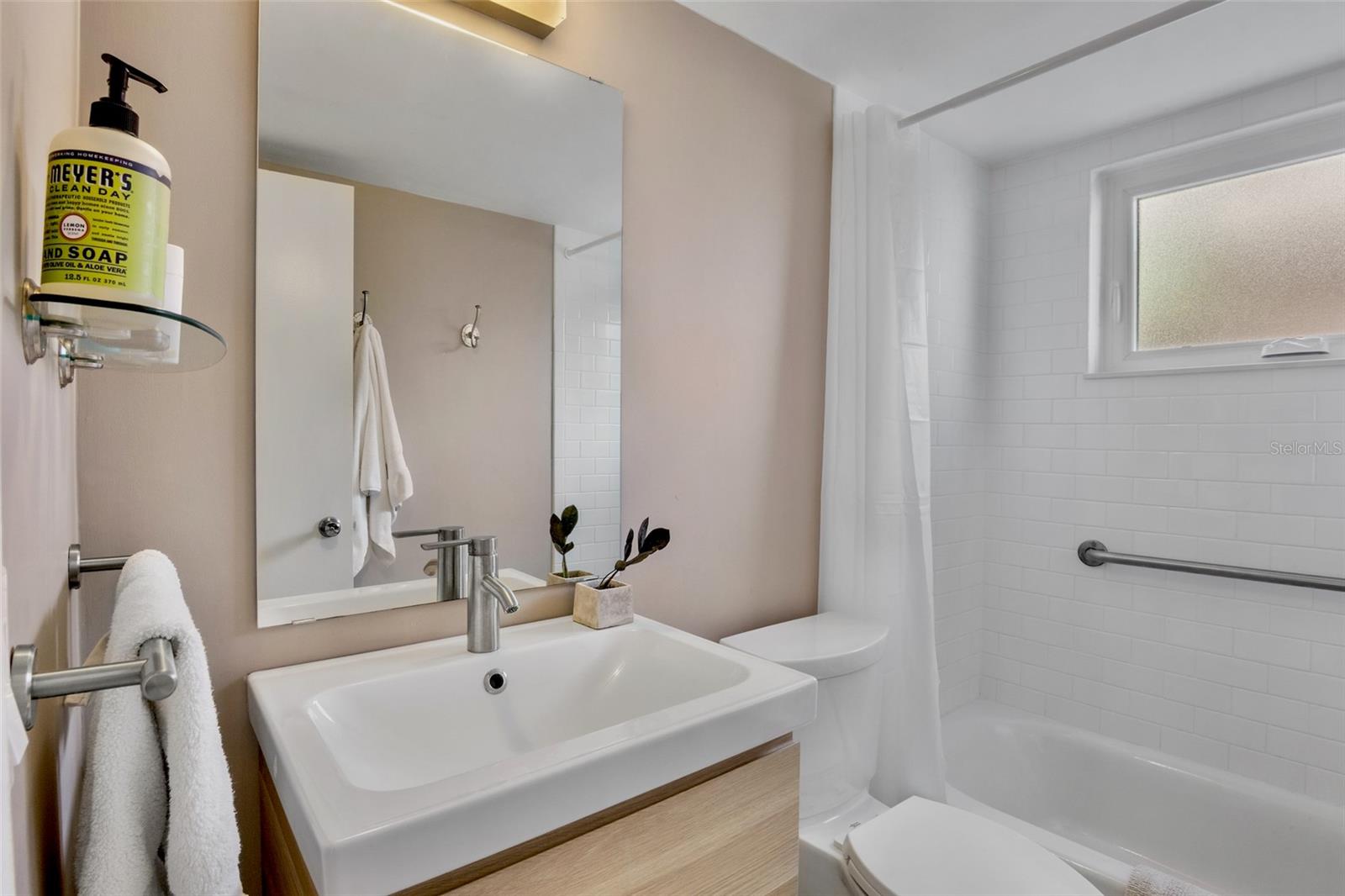 GROSVENOR PARK SUB - Residential