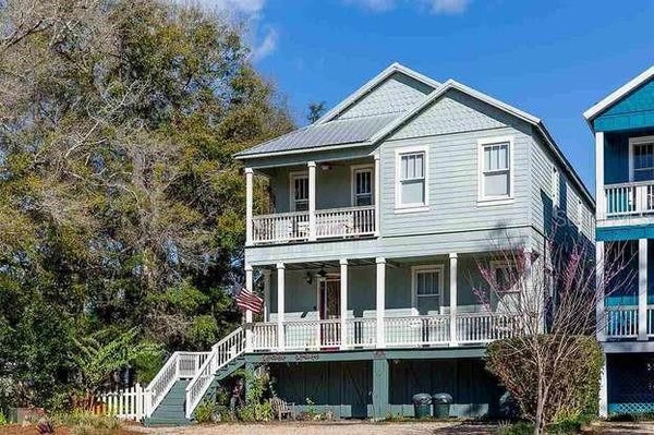 204 VIRGINIA AVE, STEINHATCHEE, FL 32359 - Image b3e23b03d4b15744cf25932584efa46d/1590046523