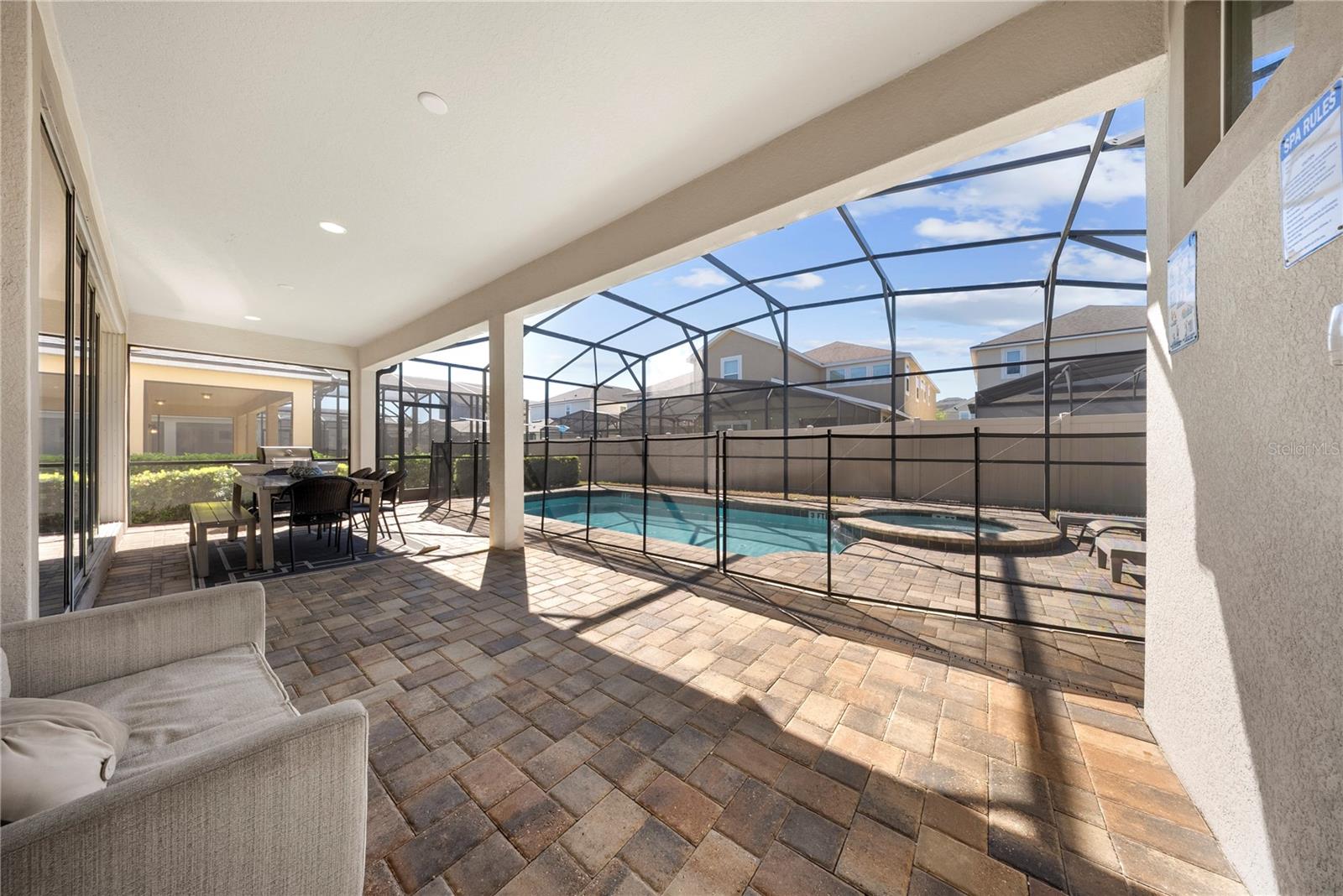 SOLARA RESORT - Residential