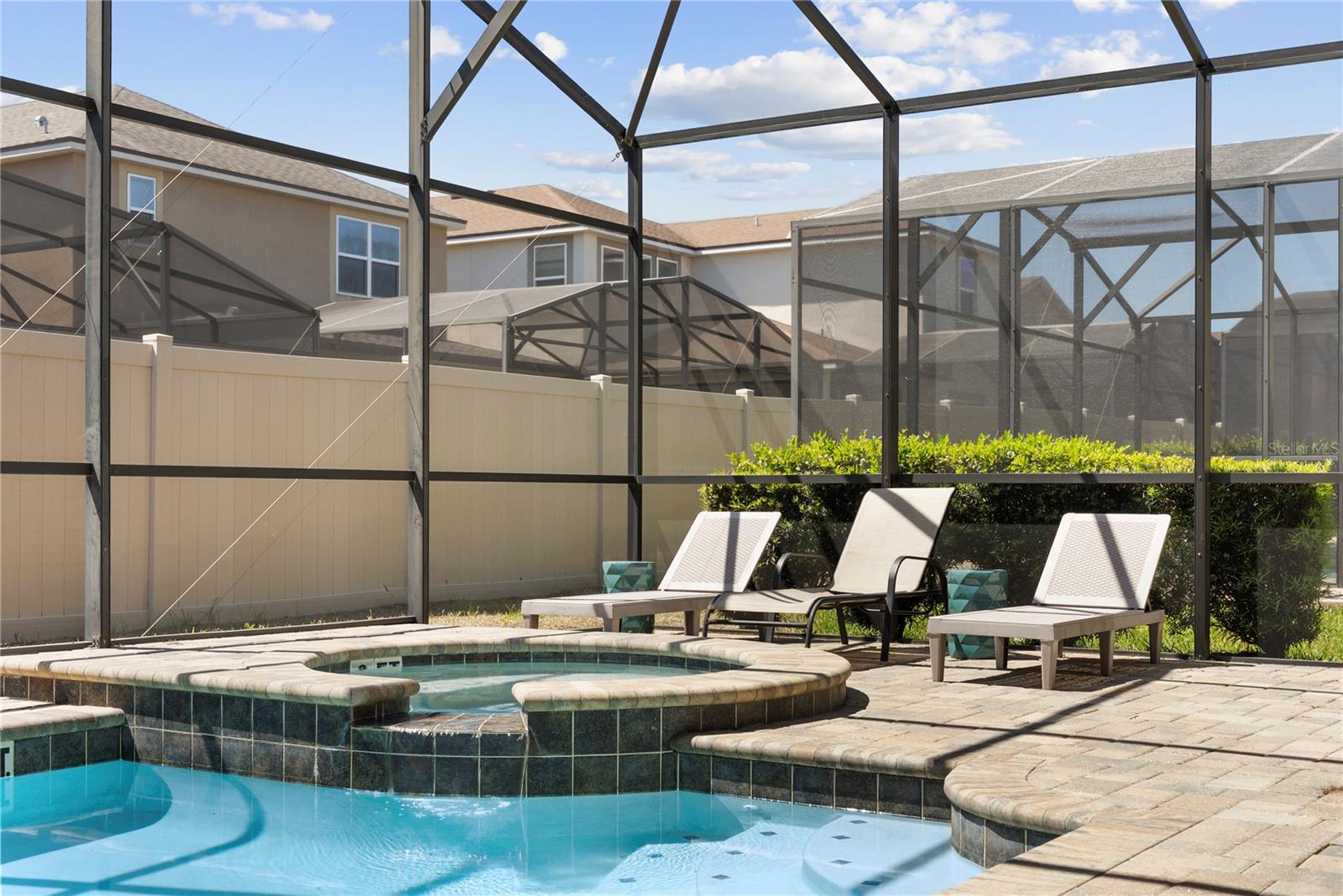 SOLARA RESORT - Residential