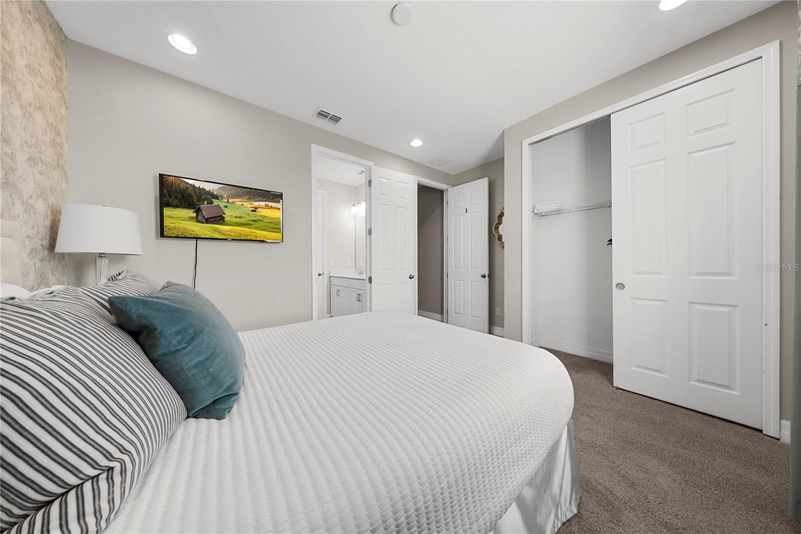 SOLARA RESORT - Residential