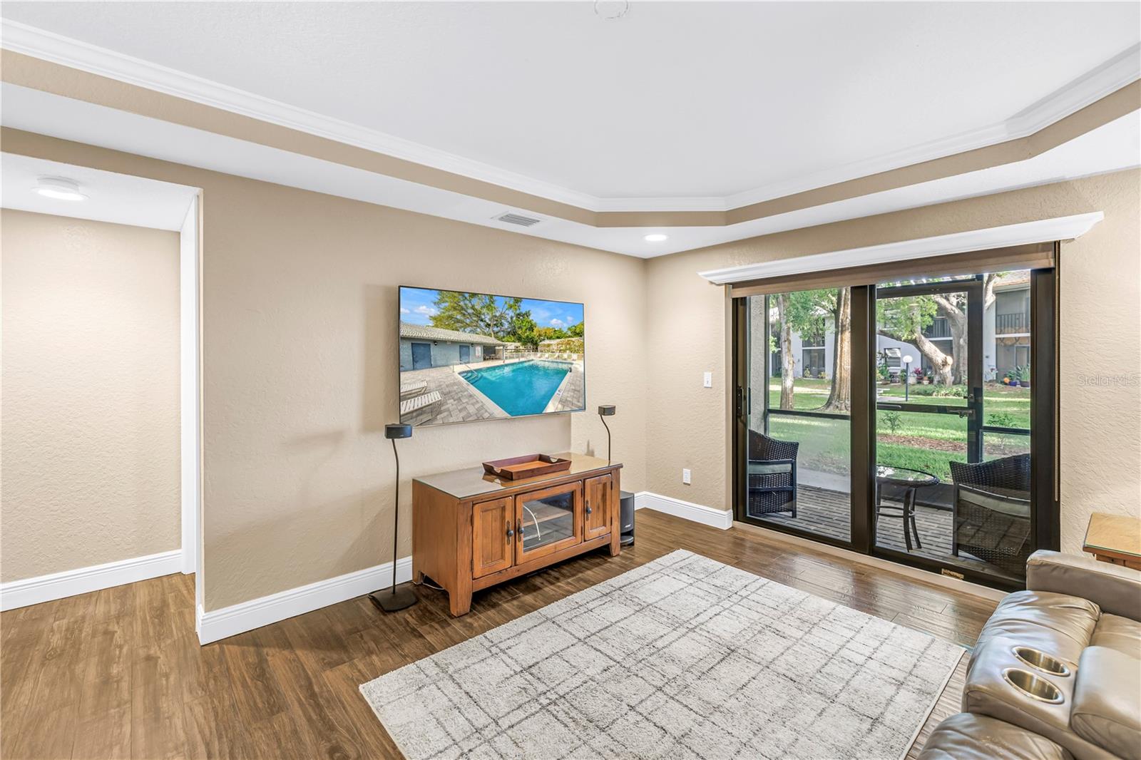 OAKS OF SEMINOLE CONDO - Residential
