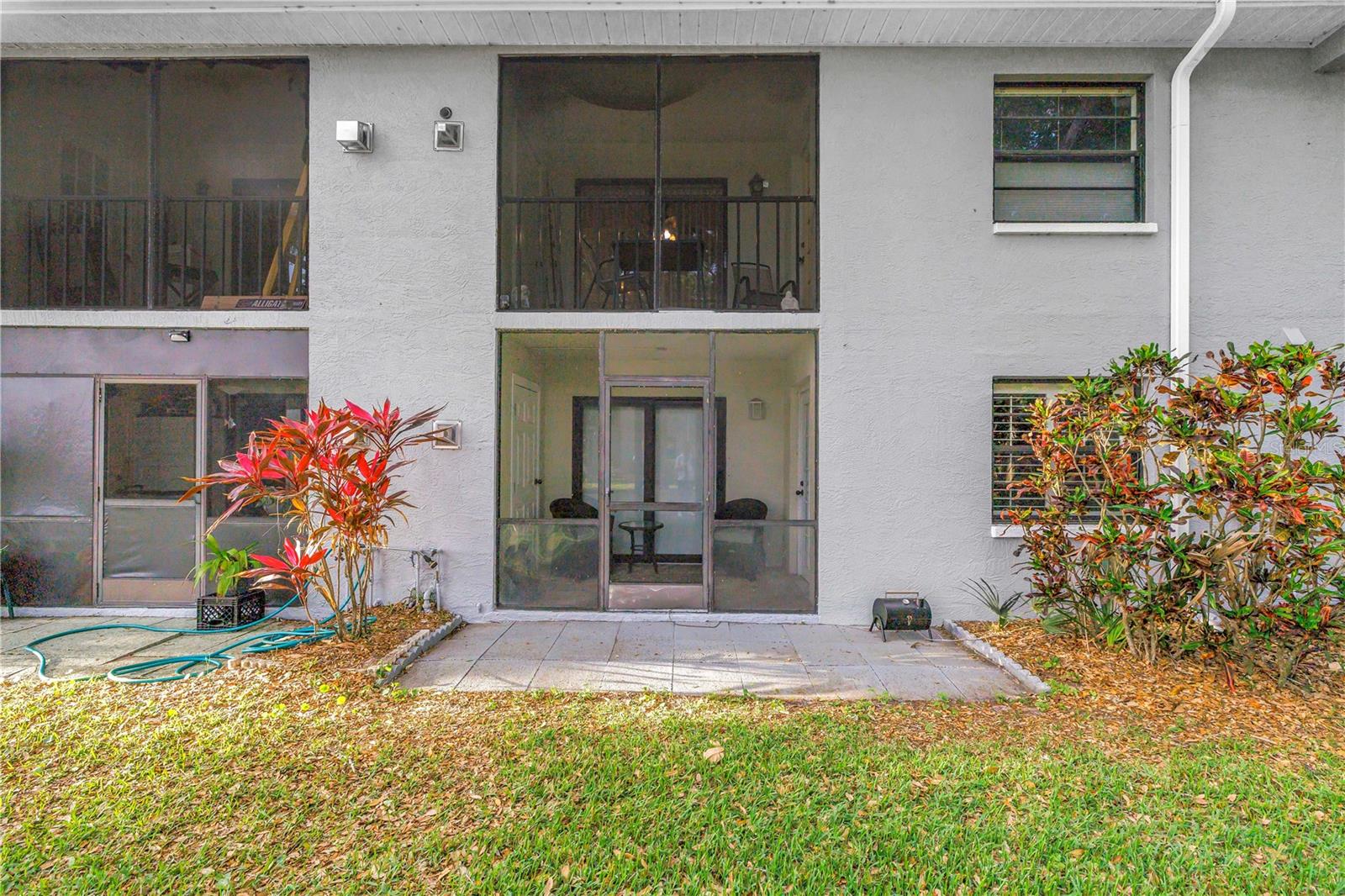 OAKS OF SEMINOLE CONDO - Residential