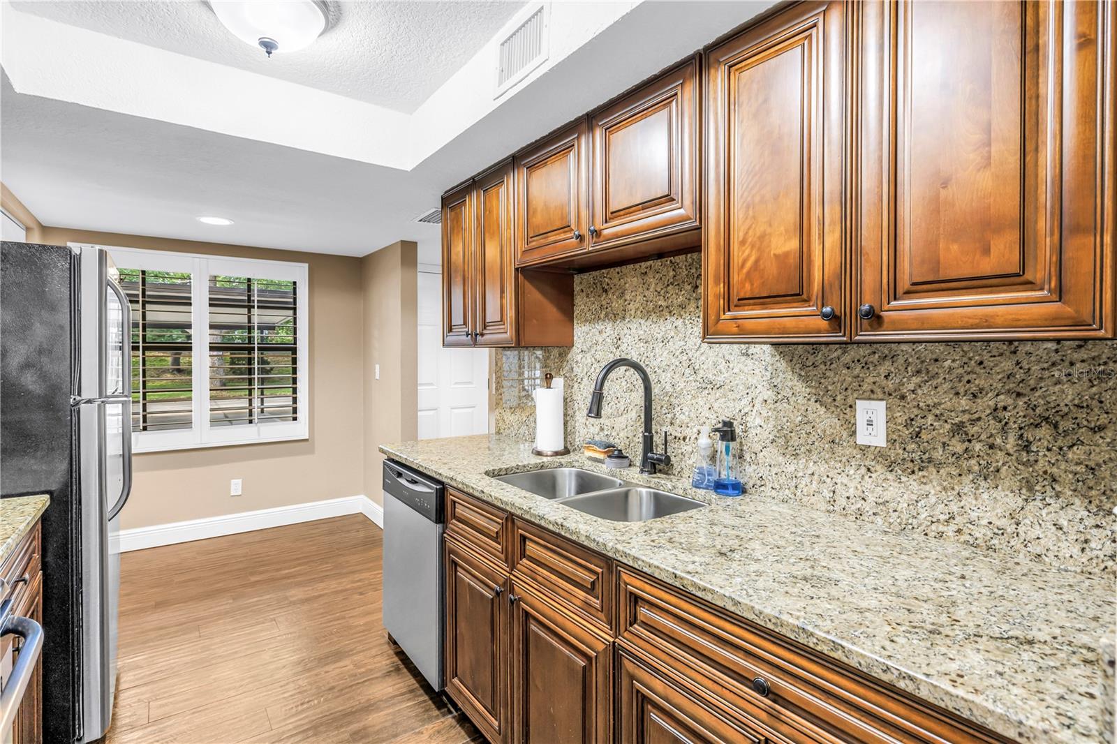 OAKS OF SEMINOLE CONDO - Residential