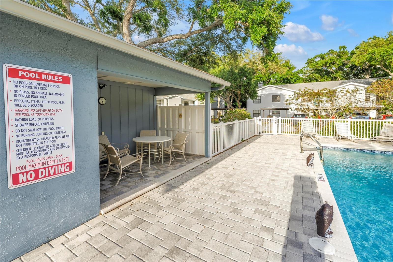 OAKS OF SEMINOLE CONDO - Residential